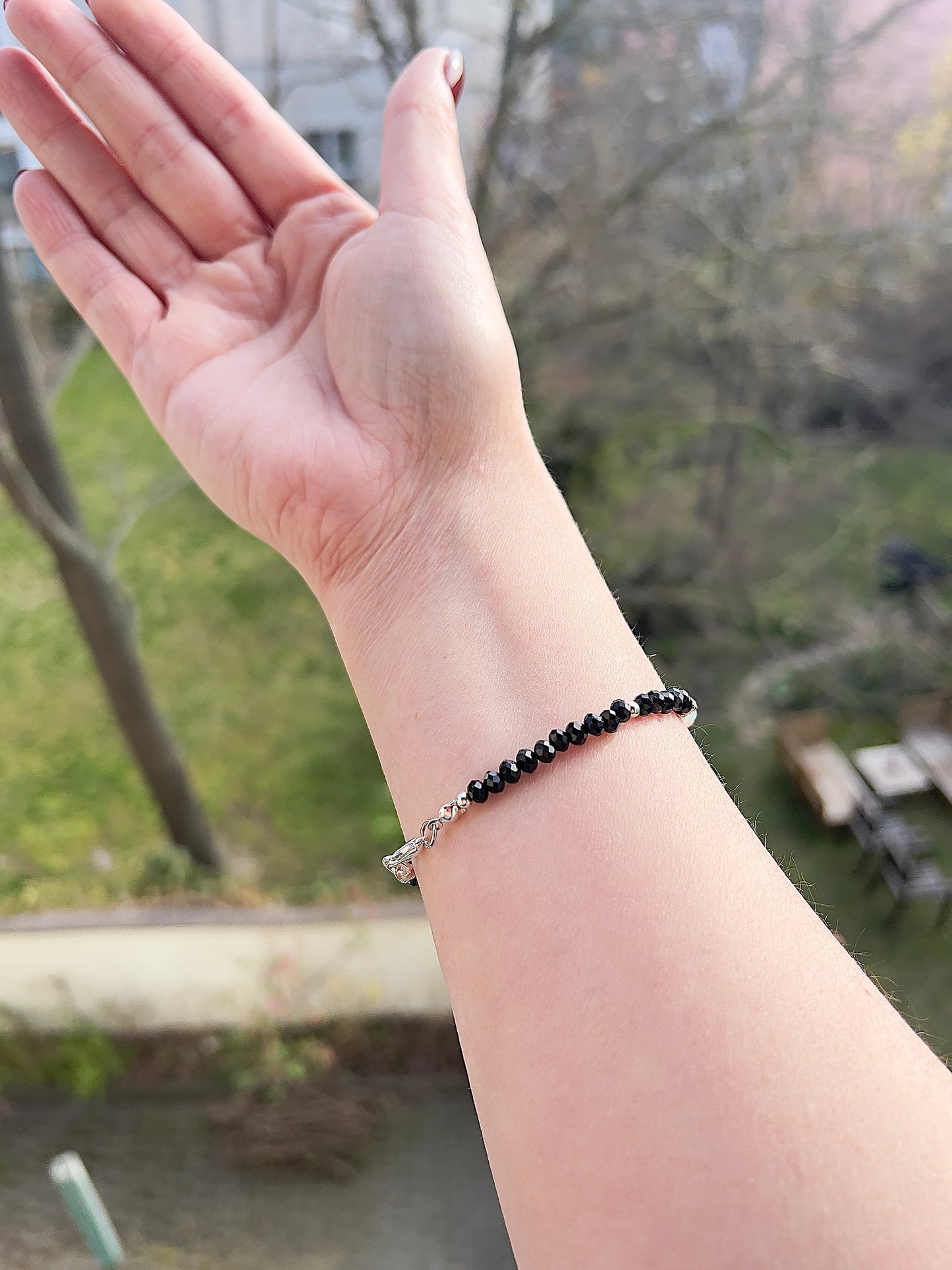 Facettiertes Edelstein Armband 4mm – Schwarzer Achat & Opalit mit 925 Silber Kleeblatt