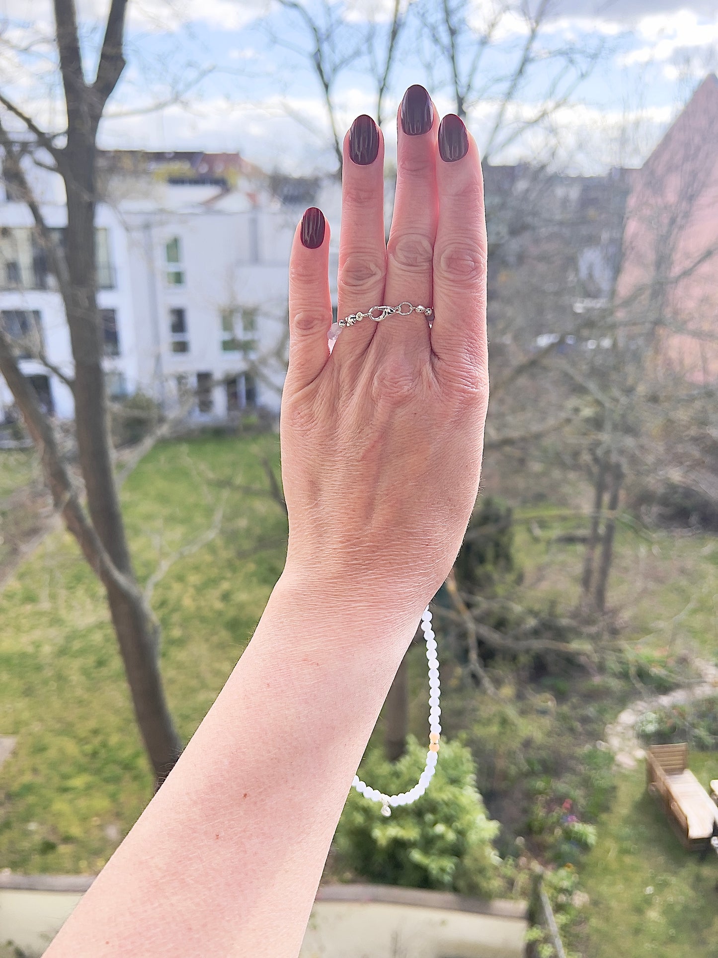 Edelstein Kette 54 cm – Aquamarin & Sonnenmondstein facettiert mit 925 Silber Muschel