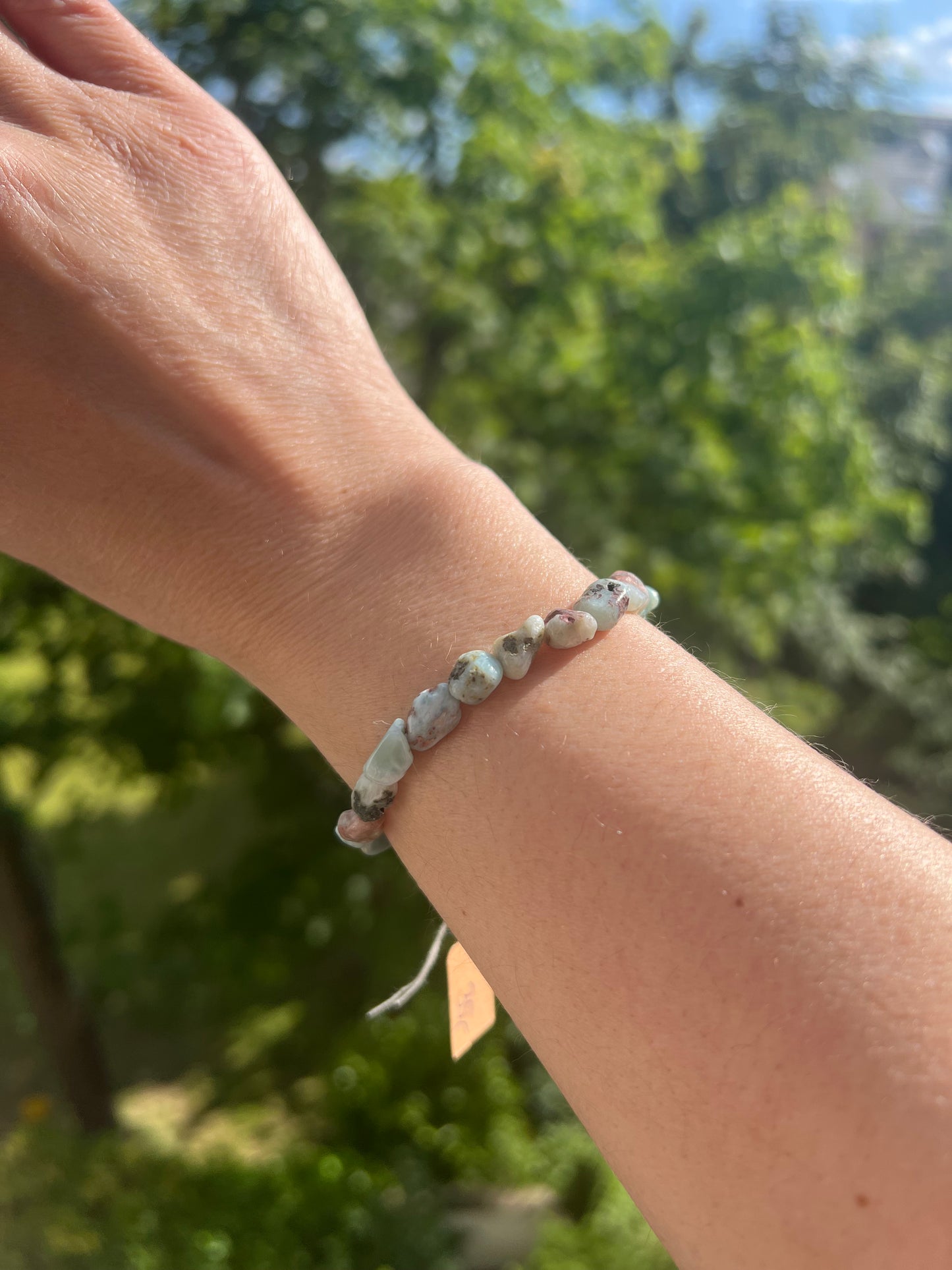 Larimar Armband - echte Edelsteine aus der Dominikanischen Republik / Handgefertigte mit Larimar - Splittsteinen & Herz