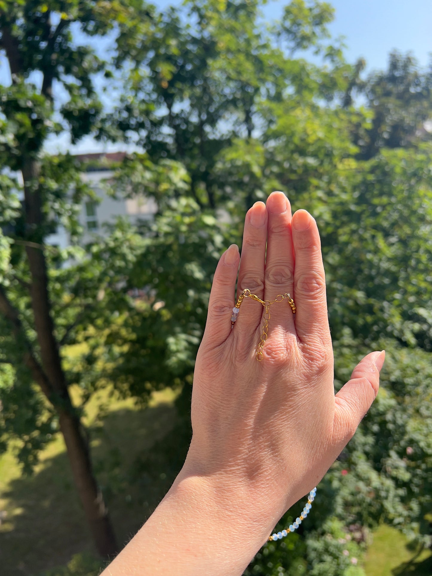Facettierte Opal - Kette - Goldene Leichtigkeit & feine Magie