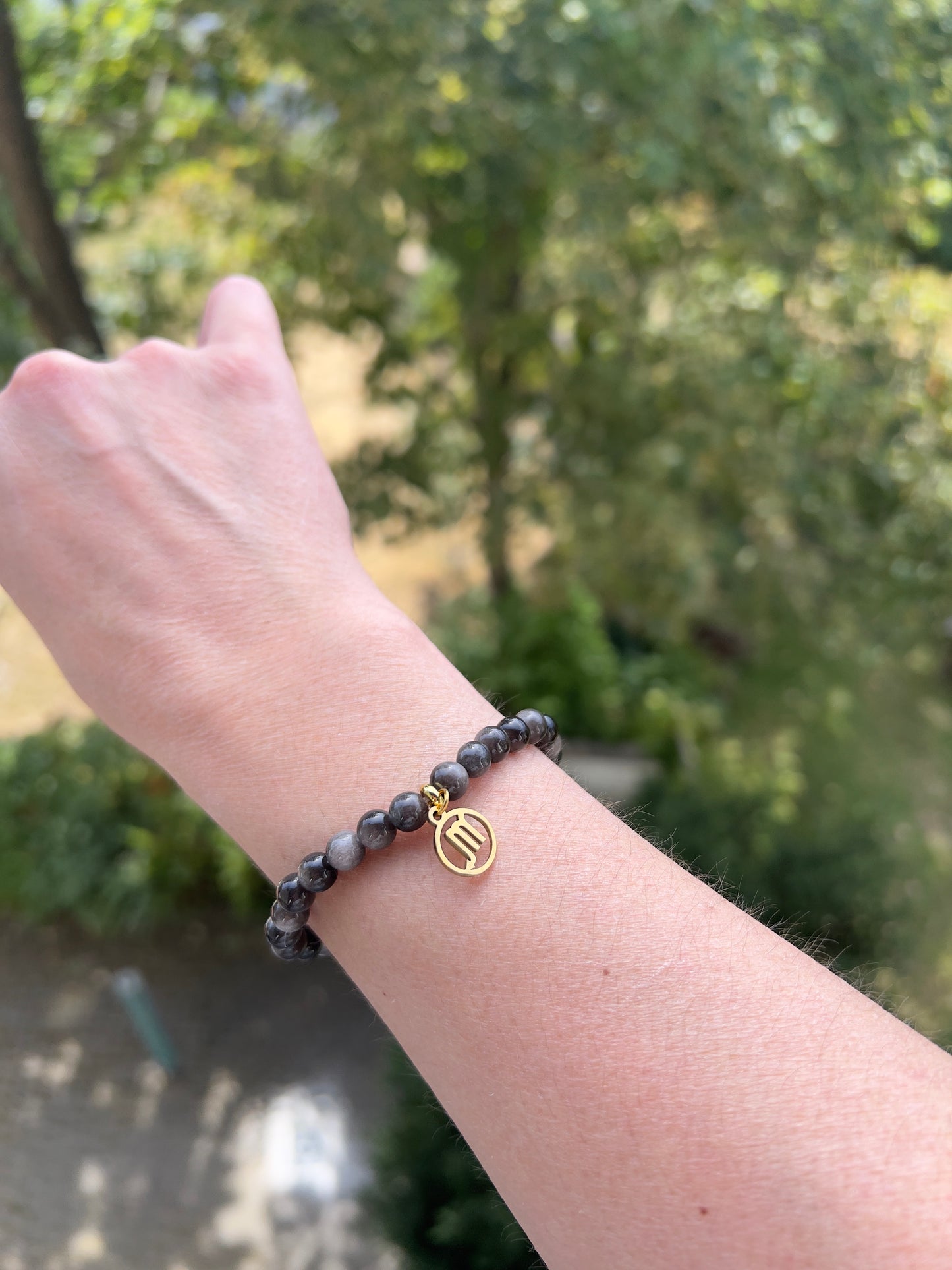 Sternzeichenarmband Skorpion – Schwarzer Obsidian AAA 6 mm mit silbernem Flash (Silber oder Gold wählbar)