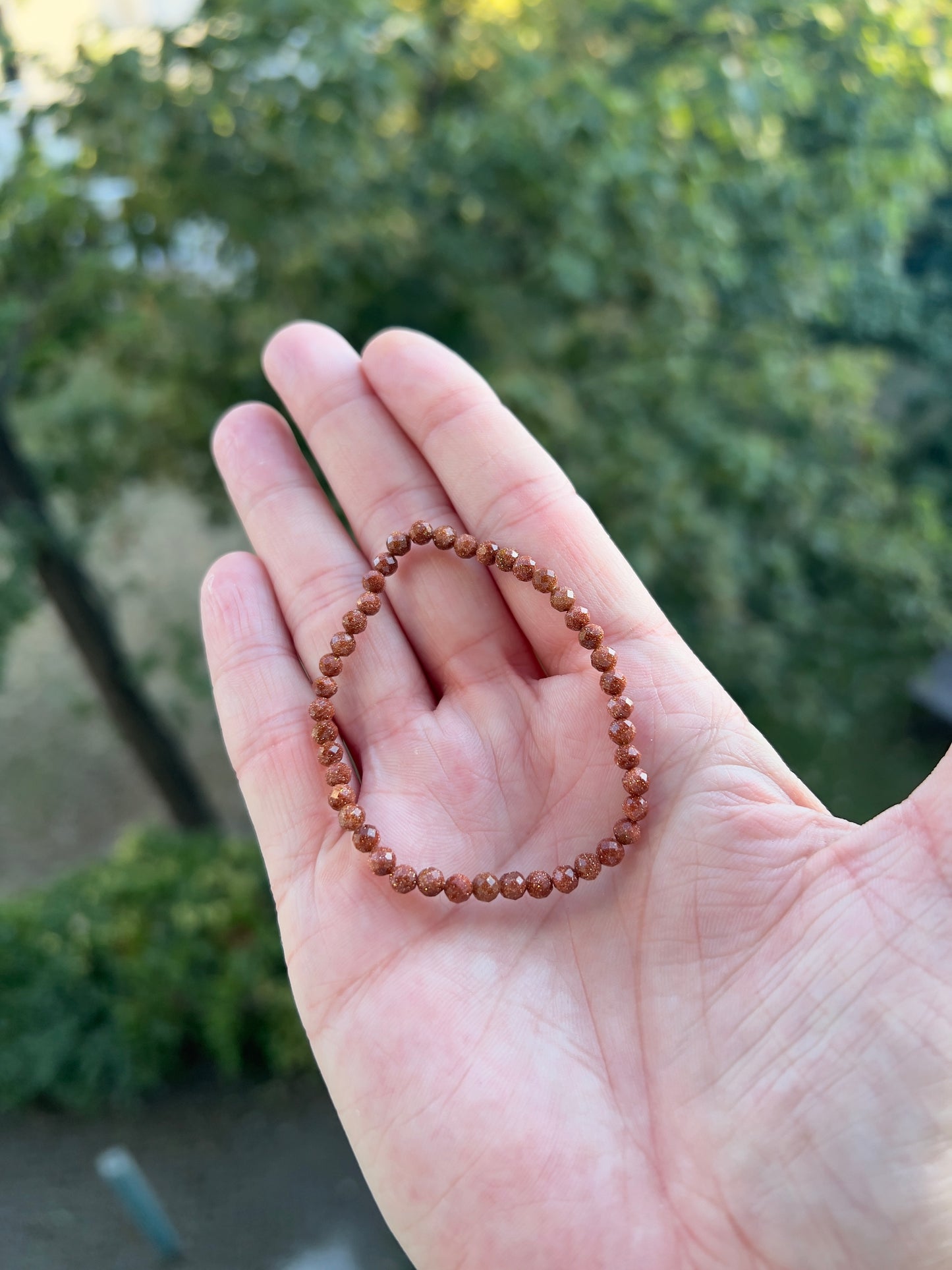 Armband aus facettiertem Golden Healer (4 mm, synthetisch) – Lebensfreude & innere Stärke
