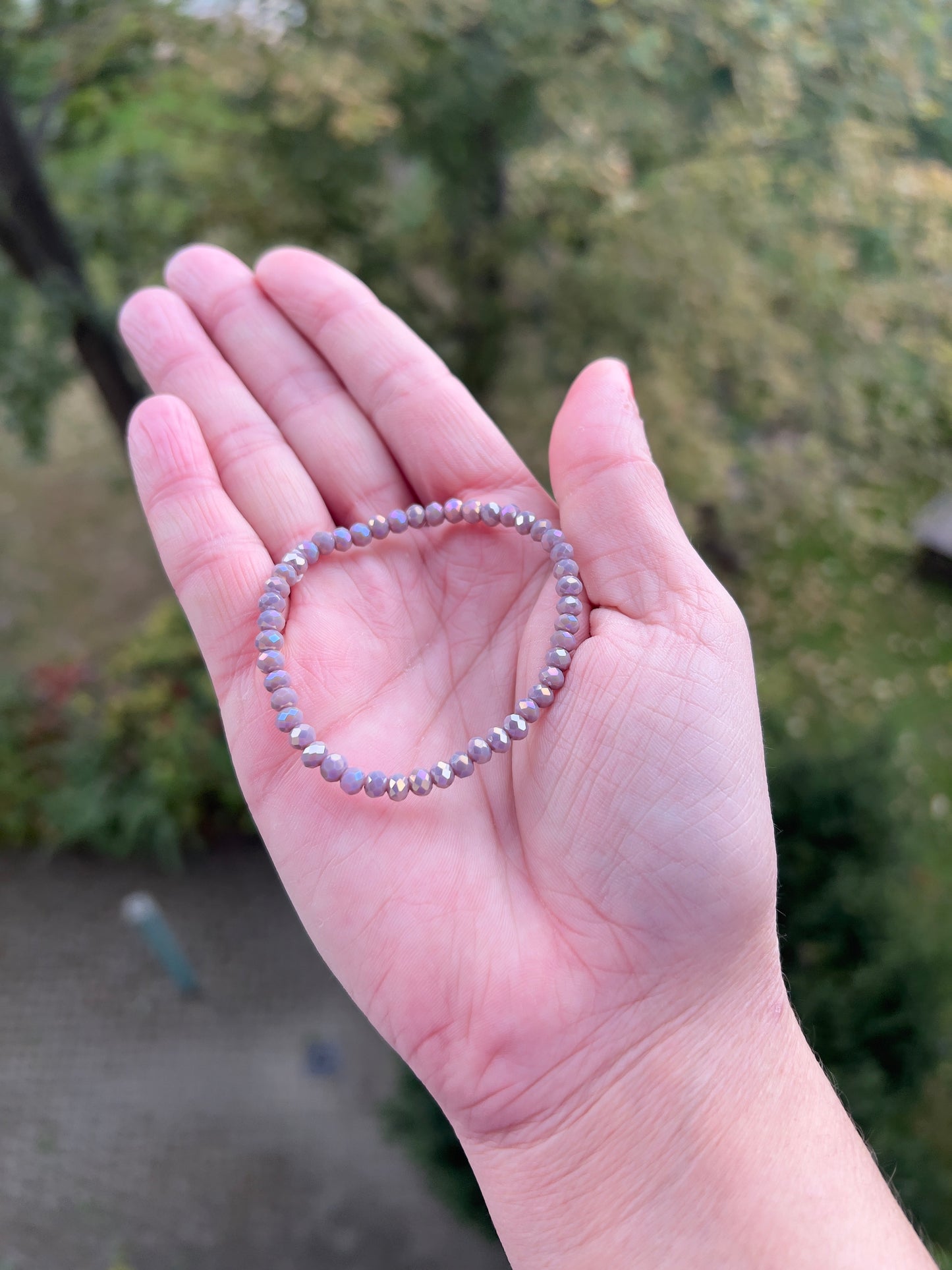 💜 Sanfte Harmonie – Perlenarmband in Lavendel-Amethyst-Farben (facettiert 4 mm)