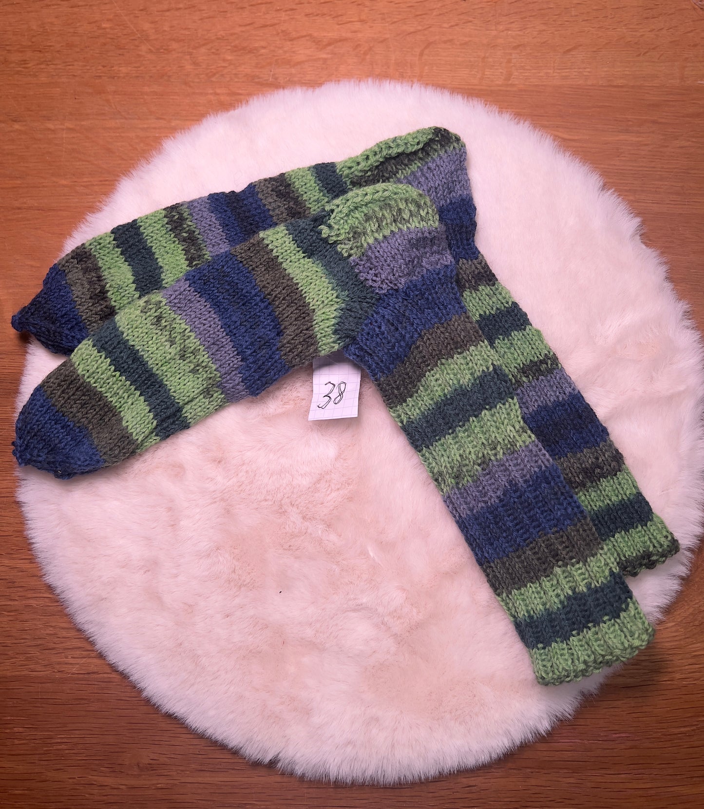 💚 Naturwärme – Handgestrickte Socken aus 100 % Schurwolle (Grün-Blau-Braun-Grau, Größe 38)