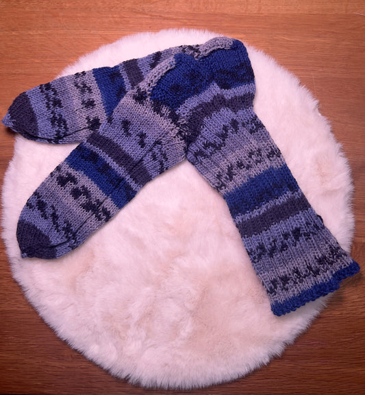 💙 Nordlicht – Handgestrickte Socken aus 100 % Schurwolle (Größe 40, Blau-Grau-Schwarz)