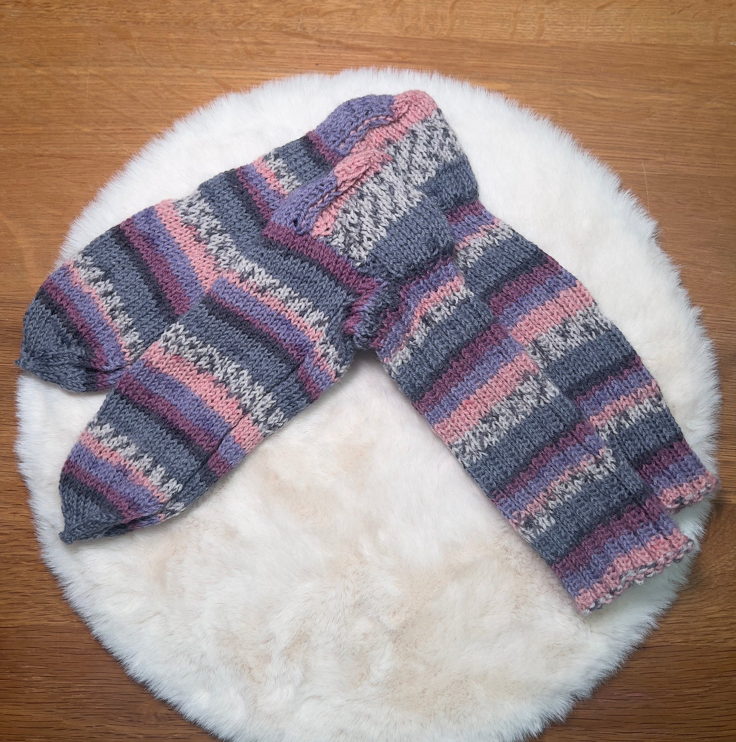 💗 Rosentraum – Handgestrickte Socken aus 100 % Schurwolle (Größe 38, Rosa-Lila-Grau)