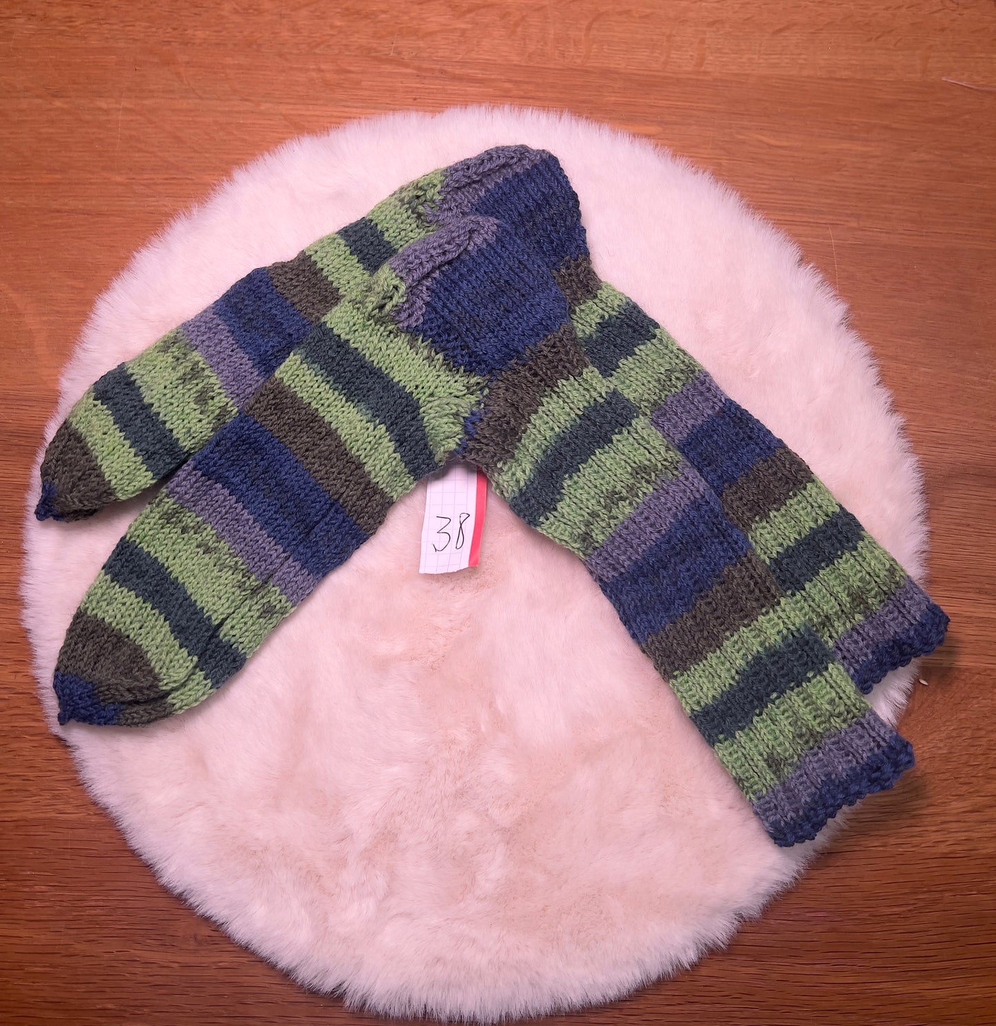 🌿 Waldzauber – Handgestrickte Socken aus 100 % Schurwolle (Größe 38, Blau-Grau-Grün-Braun)