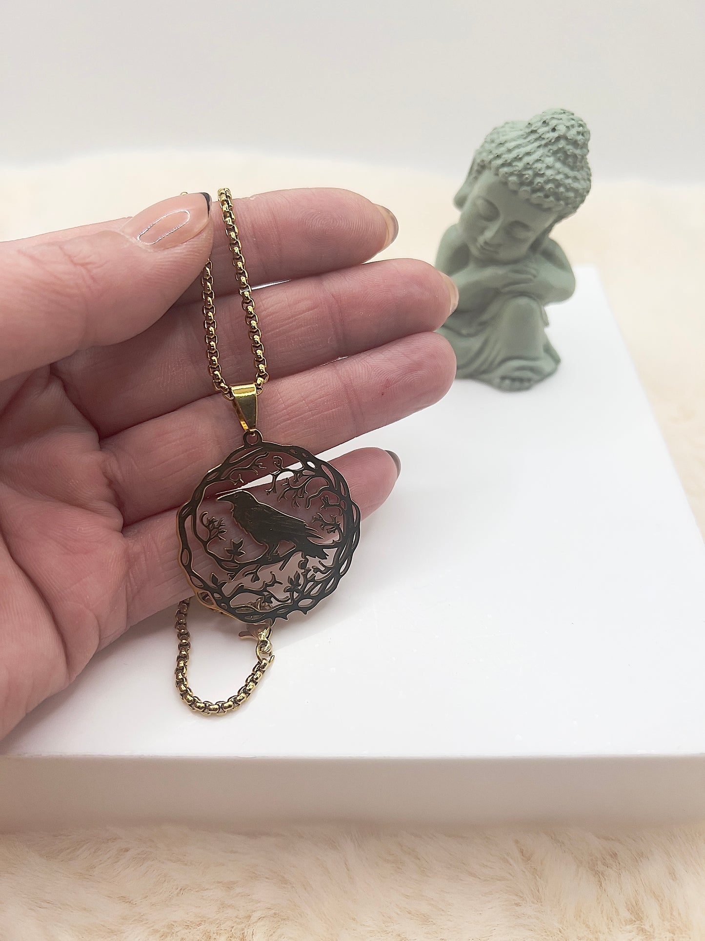 ✨ Edelstahlkette „Rabenwächter“ – 59 cm | Kraftvoller Rabenkreis-Anhänger | Silber oder vergoldet | Mystischer Schutzschmuck