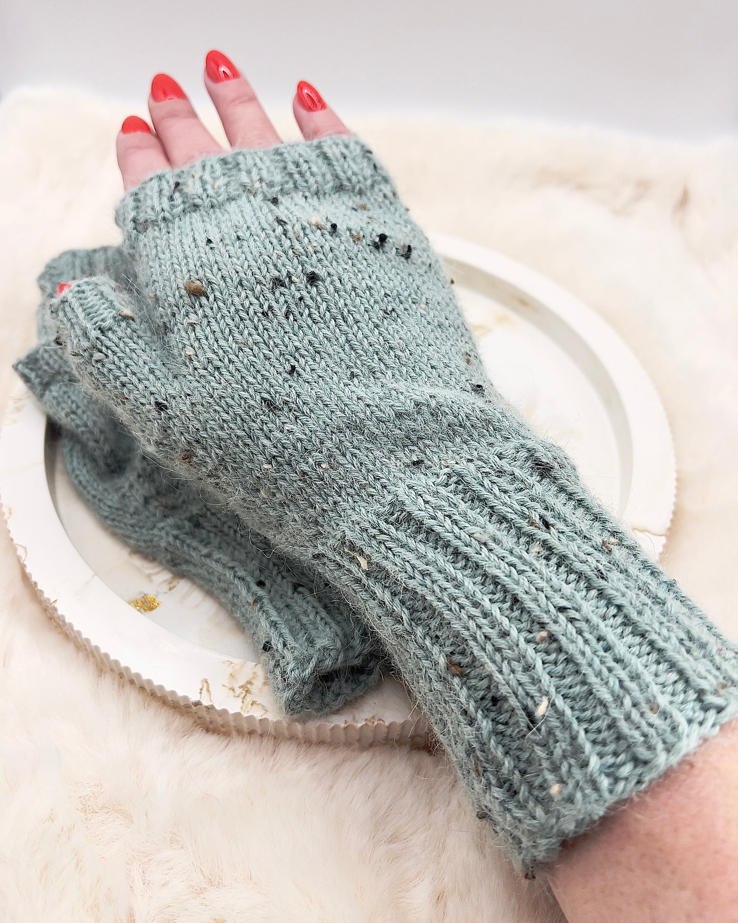 ✨ Adventstürchen 10 – Handwärmer aus Merino Alpaca Soxx 4-fach ✨