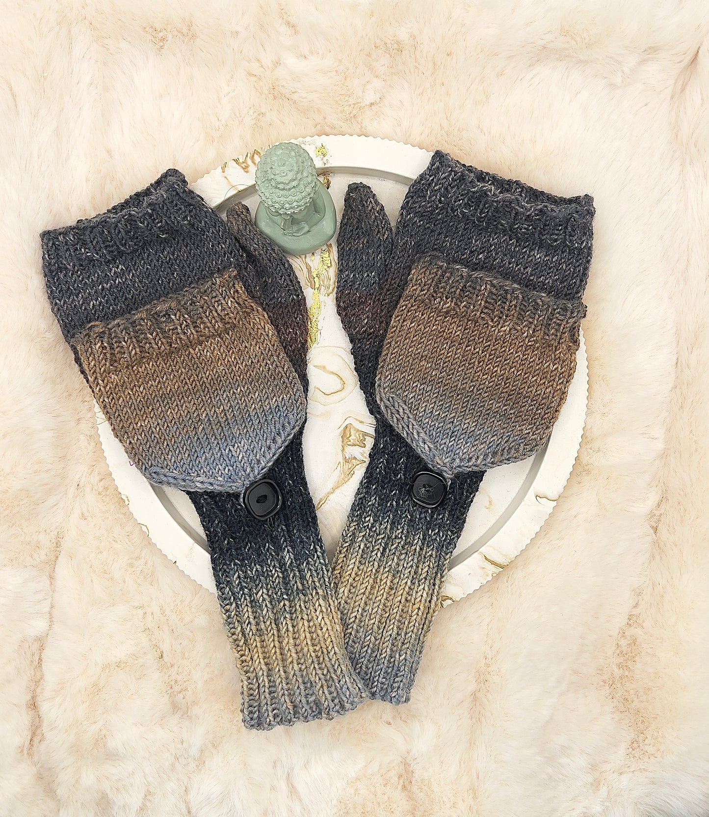 ✨ Adventstürchen 4 – Handgestrickter Merino-Handschuh mit Fingerkappe by KATHARINA KLEE Kristall Kraft