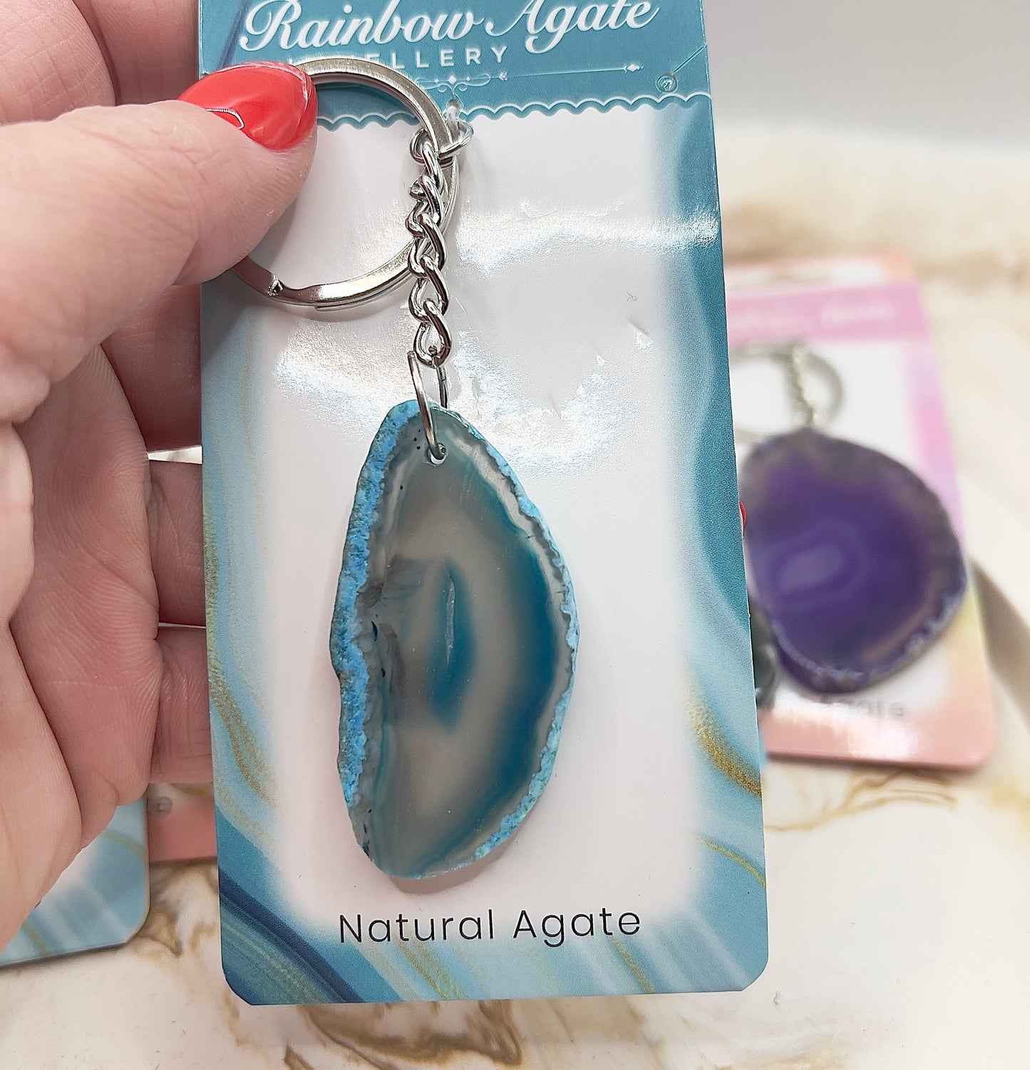 ⭐ Adventstürchen 6 – Rainbow Agate Schlüsselanhänger (verschiedene Farben) – heute 20% günstiger!