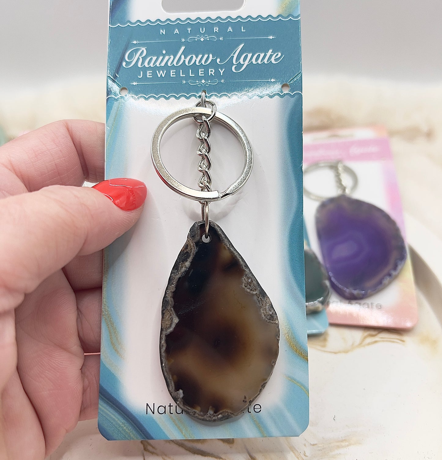 ⭐ Adventstürchen 6 – Rainbow Agate Schlüsselanhänger (verschiedene Farben) – heute 20% günstiger!