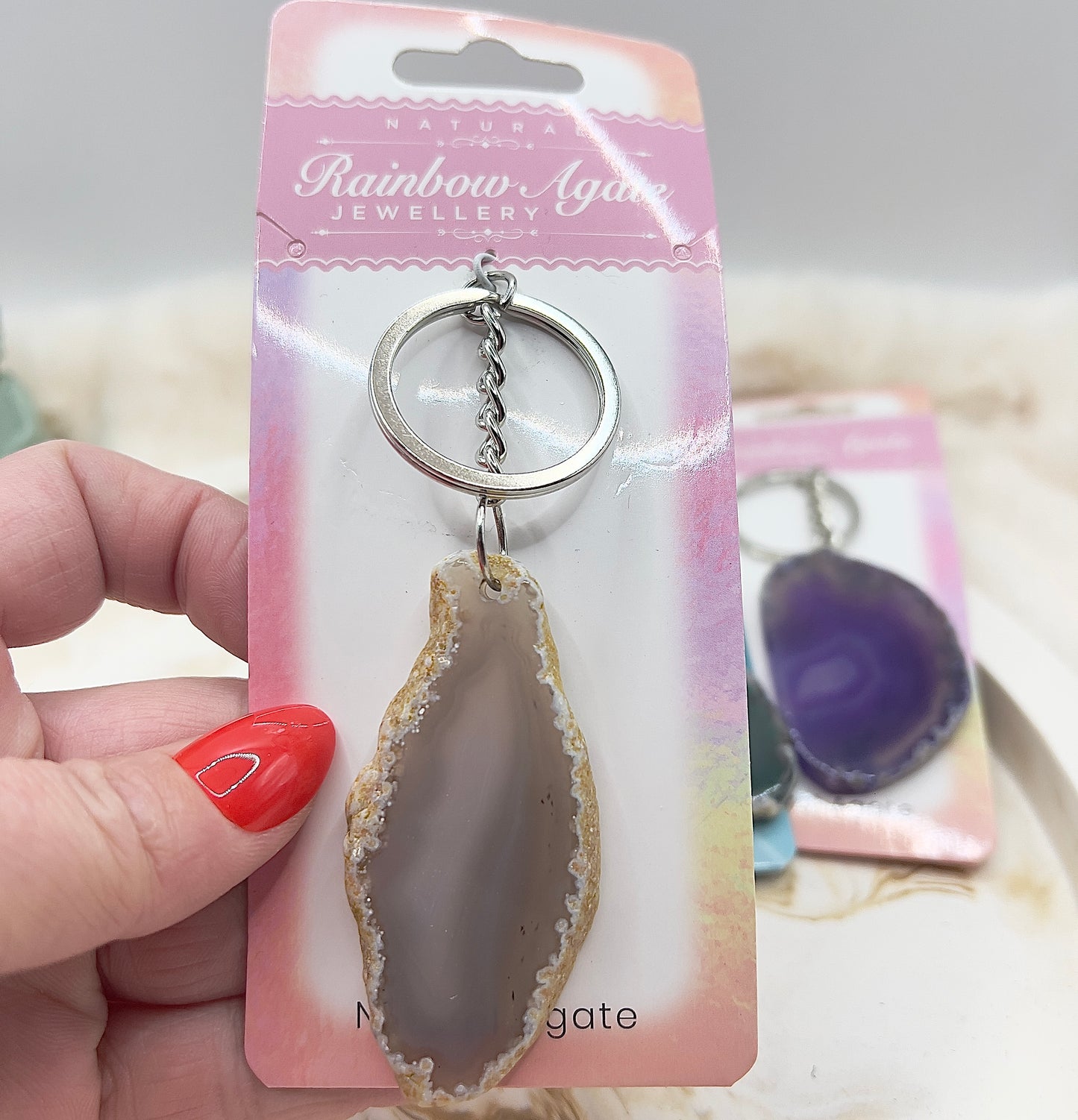 ⭐ Adventstürchen 6 – Rainbow Agate Schlüsselanhänger (verschiedene Farben) – heute 20% günstiger!