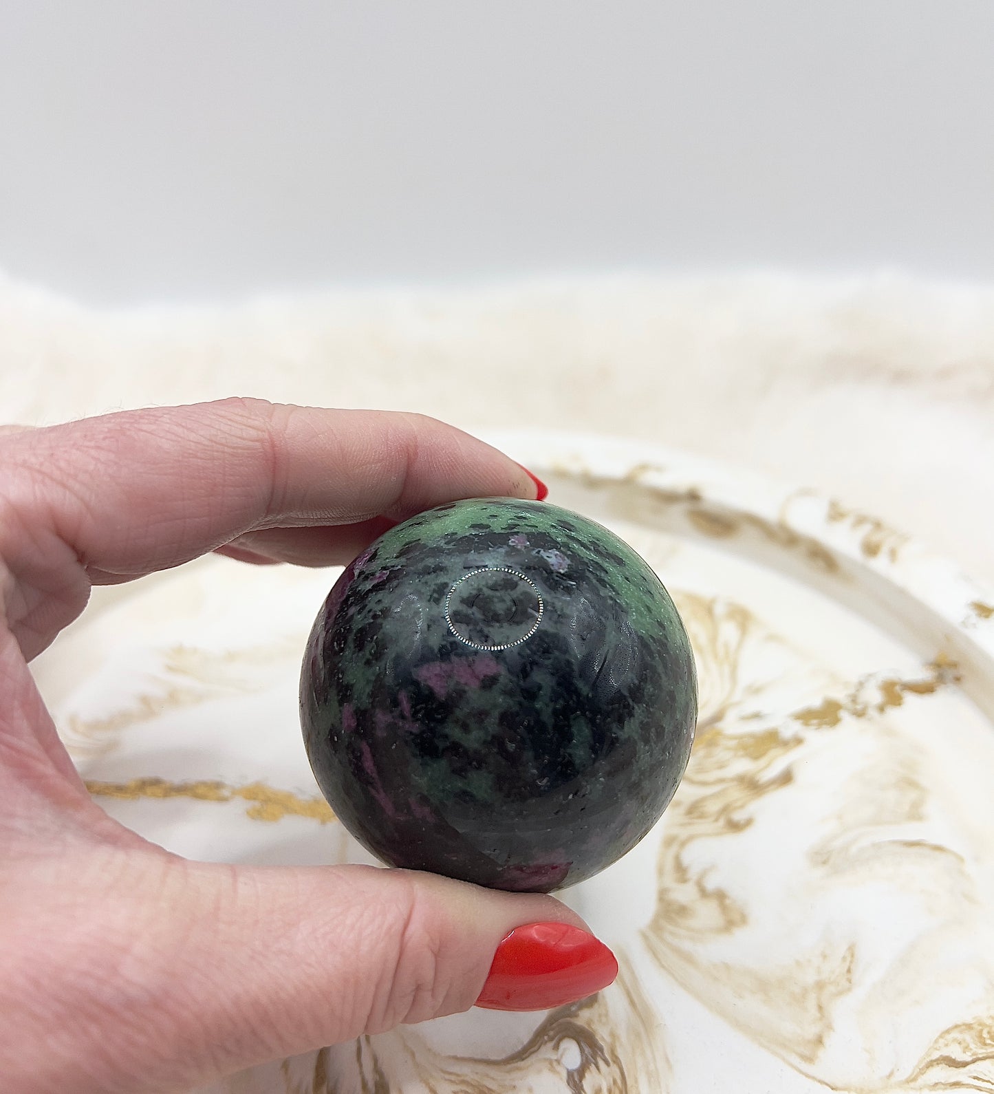 Yinglava Zoisit-Kugel (natürlich) – 274 g | Kraftvolle Farbenergie & Naturstein-Unikat