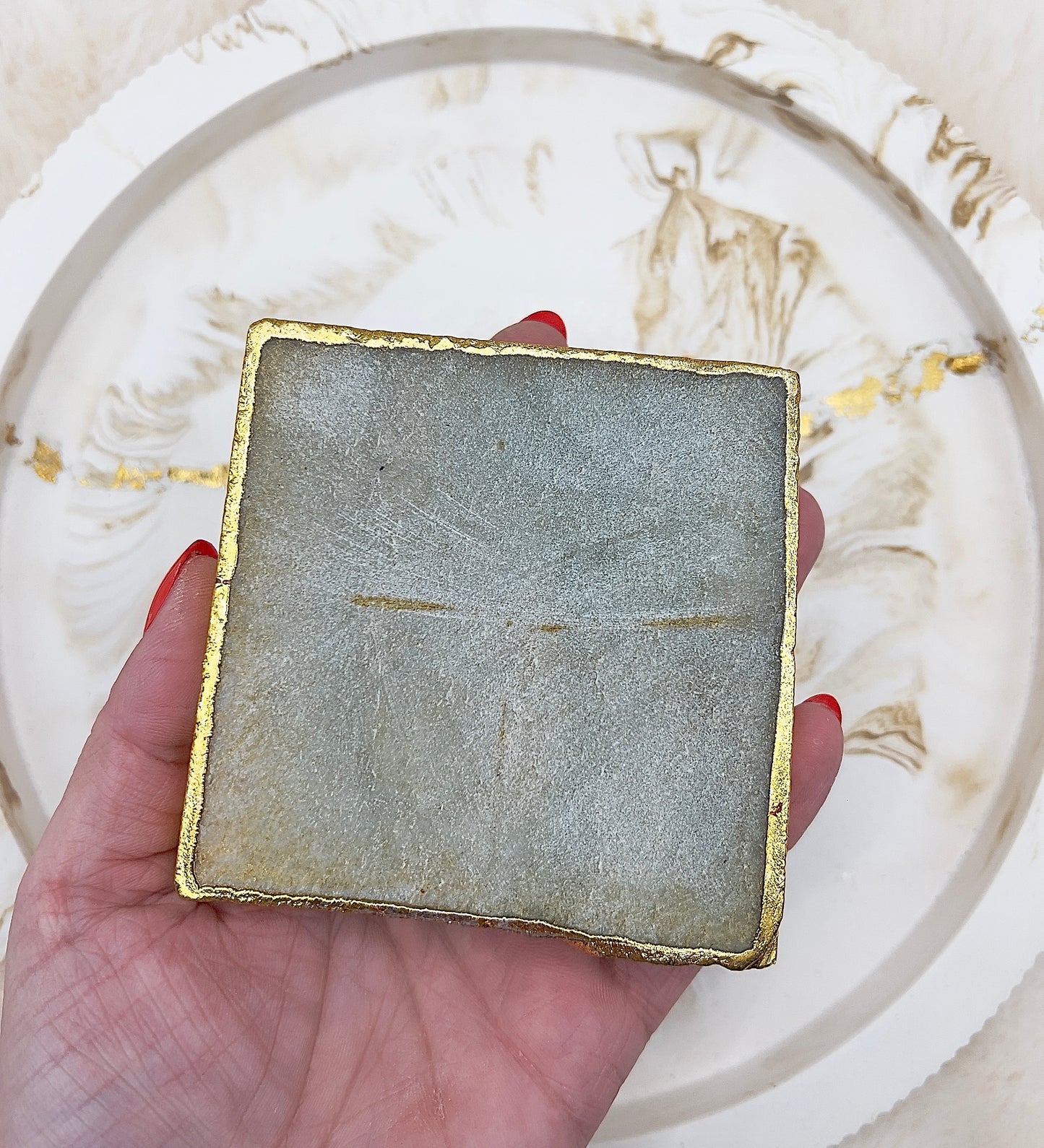 Golden Healer Teelichthalter – handgeschliffen & 24K vergoldet | 379 g | Kraftvolles Luxus-Unikat