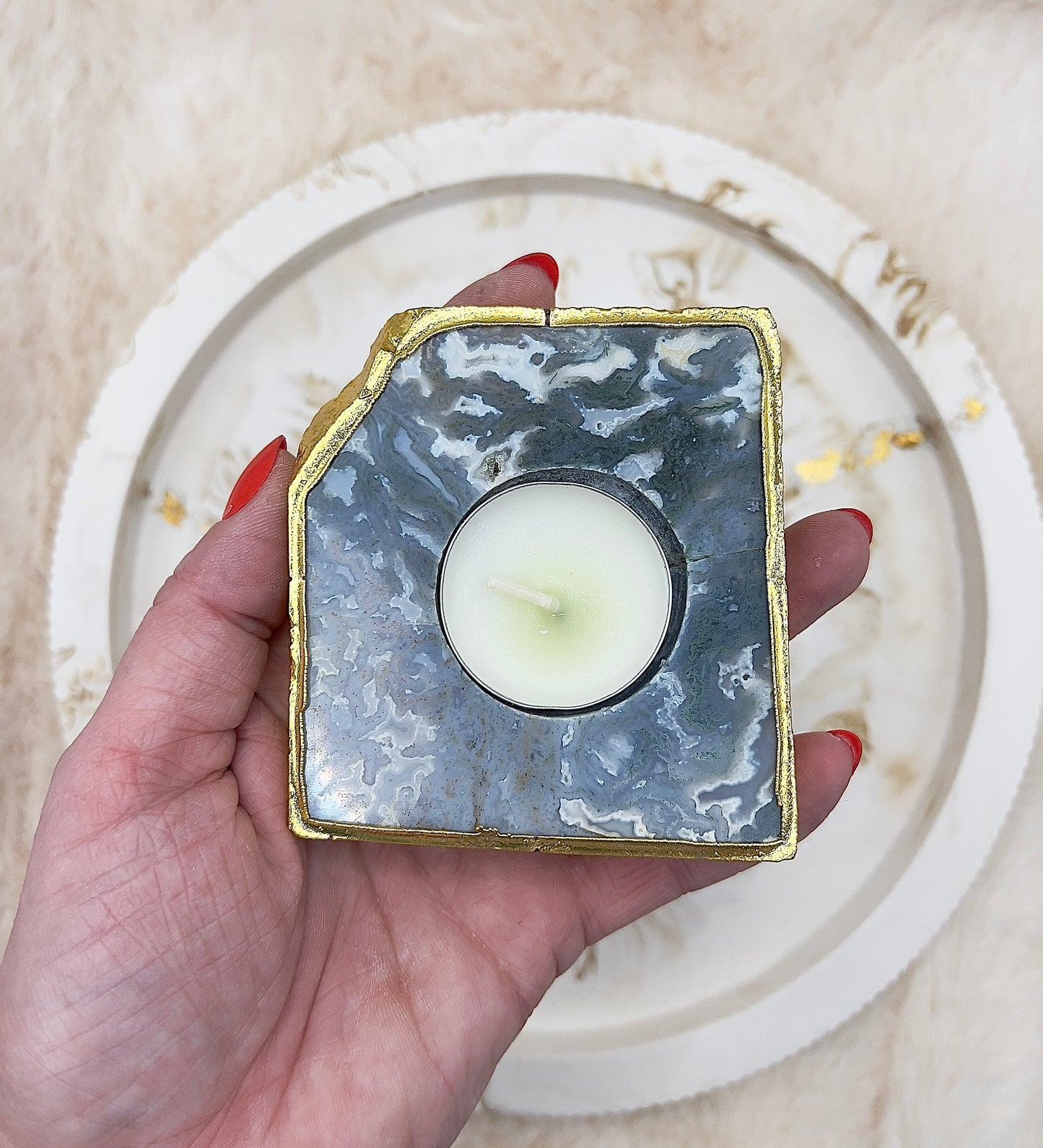 Mosachat Teelichthalter – handgeschliffen & 24K vergoldet | 260 g | Natürliches Luxus-Unikat