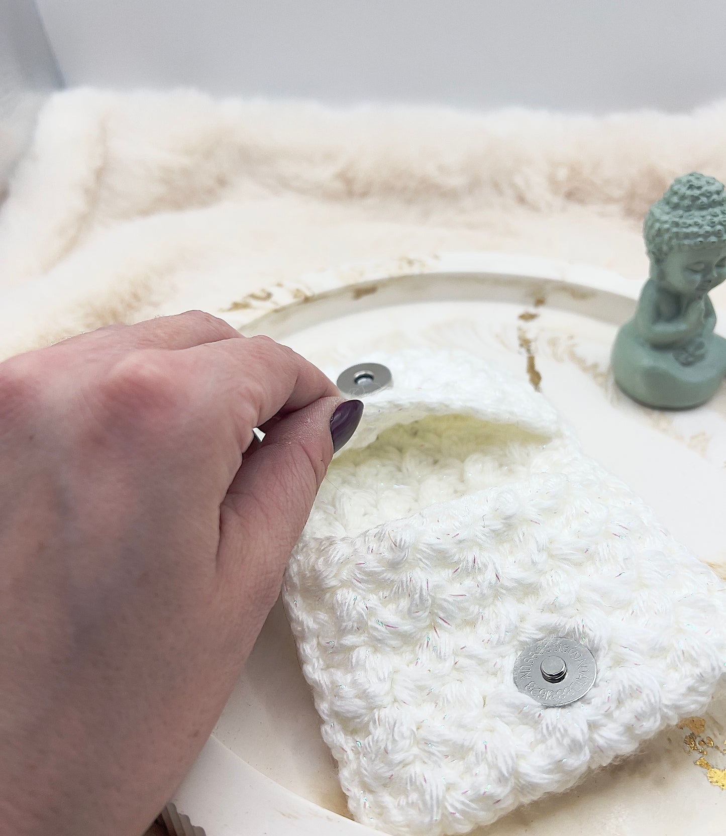 🎄 Adventstürchen 19 -  Handgehäkeltes Kartenetui / Mini-Portemonnaie mit Druckknopf