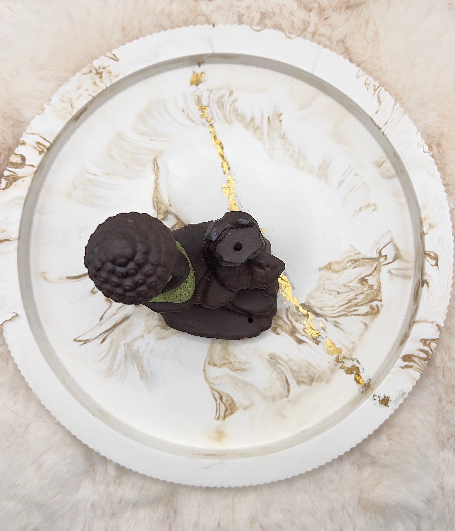 Rückfluss-Räucherkegelhalter Buddha – grün verziert | Räucherbrunnen mit Rückfluss & Stäbchenhalter