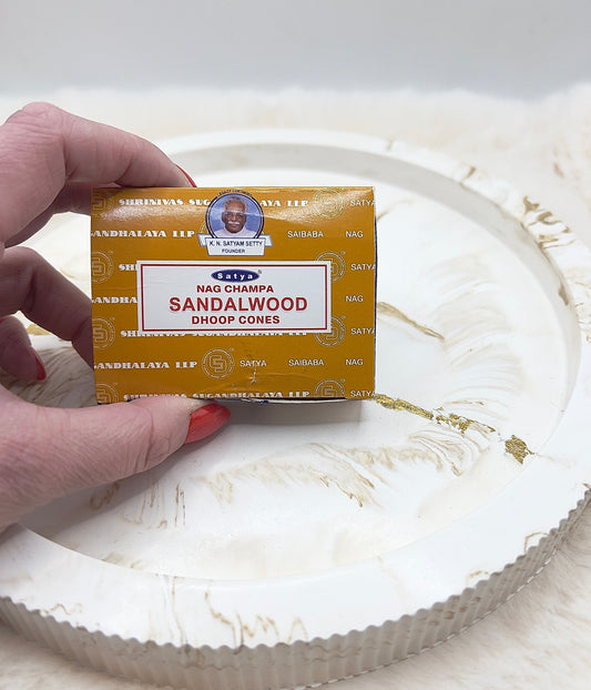 Räucherkegel Sandelholz – warmer, holziger Duft | Dhoop Cones