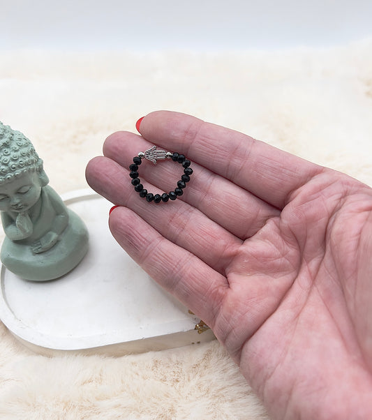 Edelsteinring Schwarzer Turmalin facettiert | 3,5 mm | Hamsa-Hand | Edelstahl silber