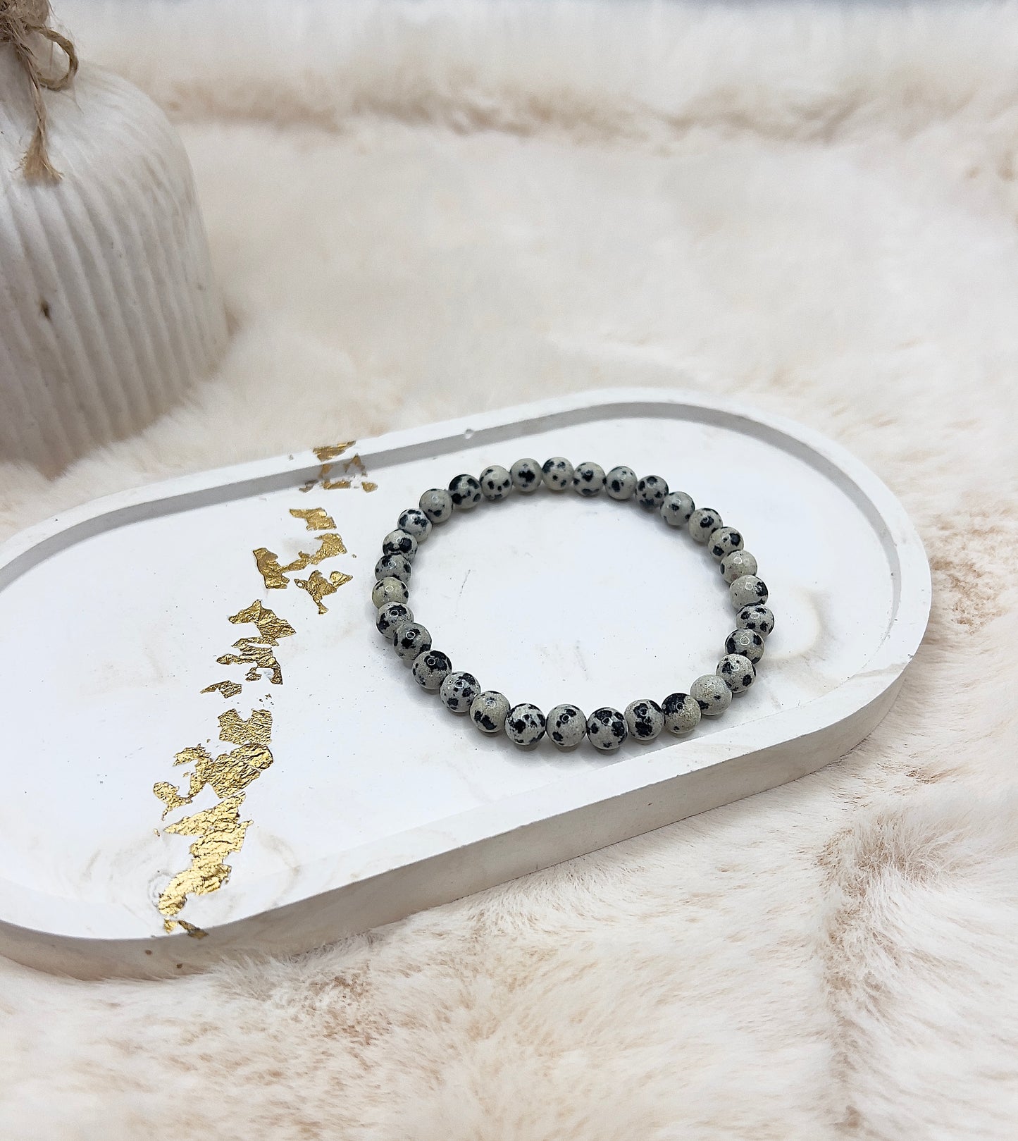 Dalmatinerstein Armband – Leo-Optik | 6 mm Perlen