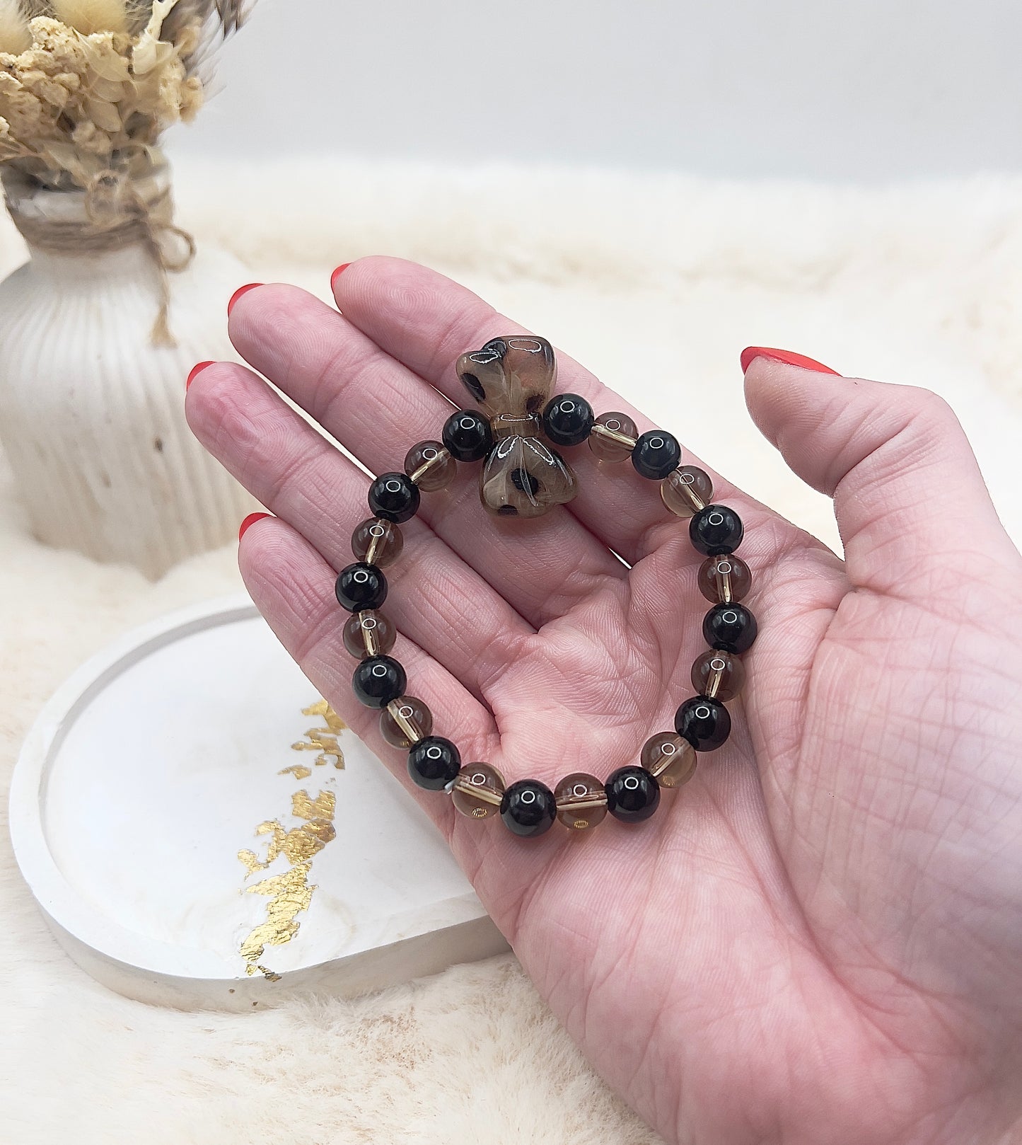 Statement-Armband Leo-Optik – Resin-Schleife | Rauchquarz & Schwarzer Turmalin | 8 mm