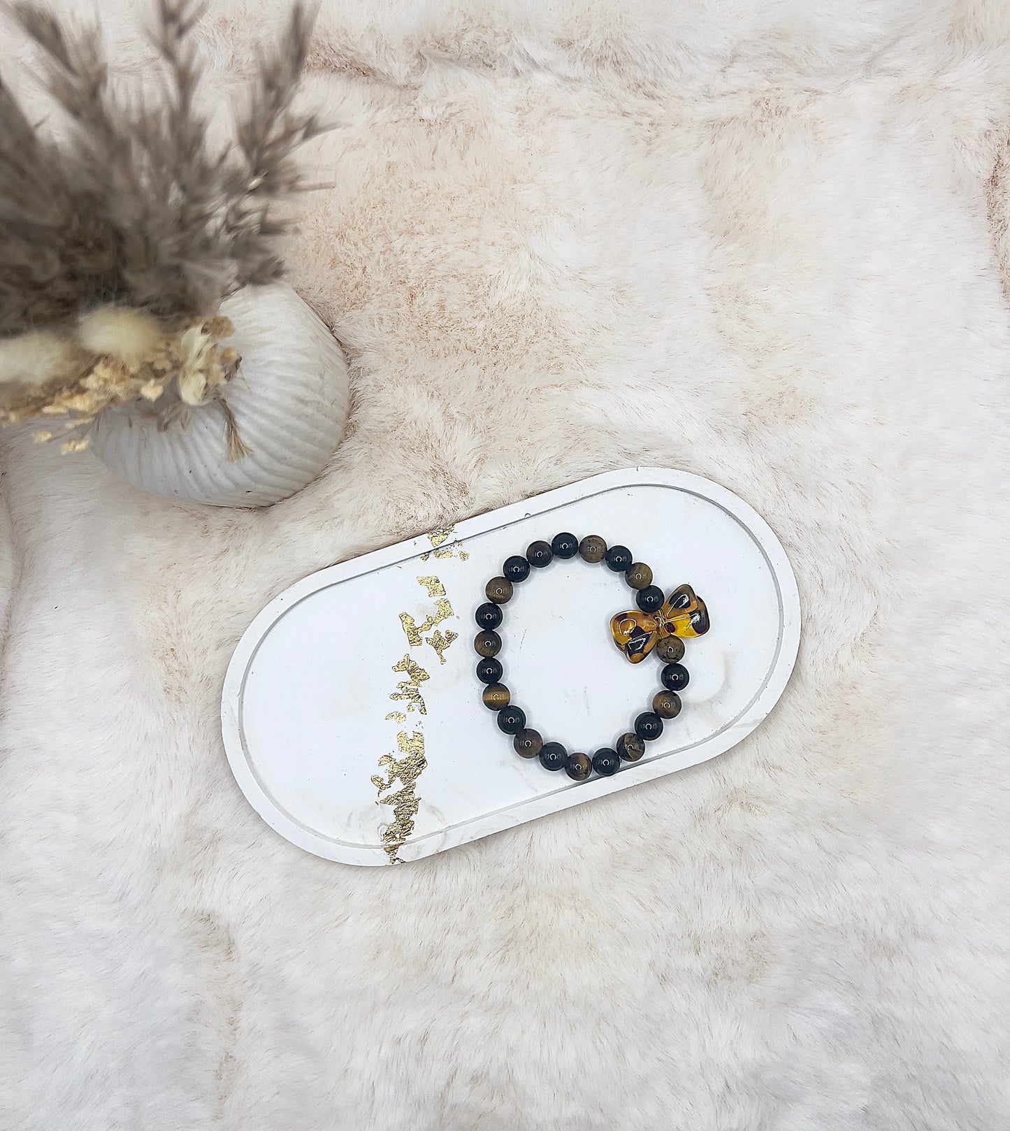 Statement-Armband Leo-Optik – Resin-Schleife | Schwarzer Turmalin & Tigerauge | 8 mm