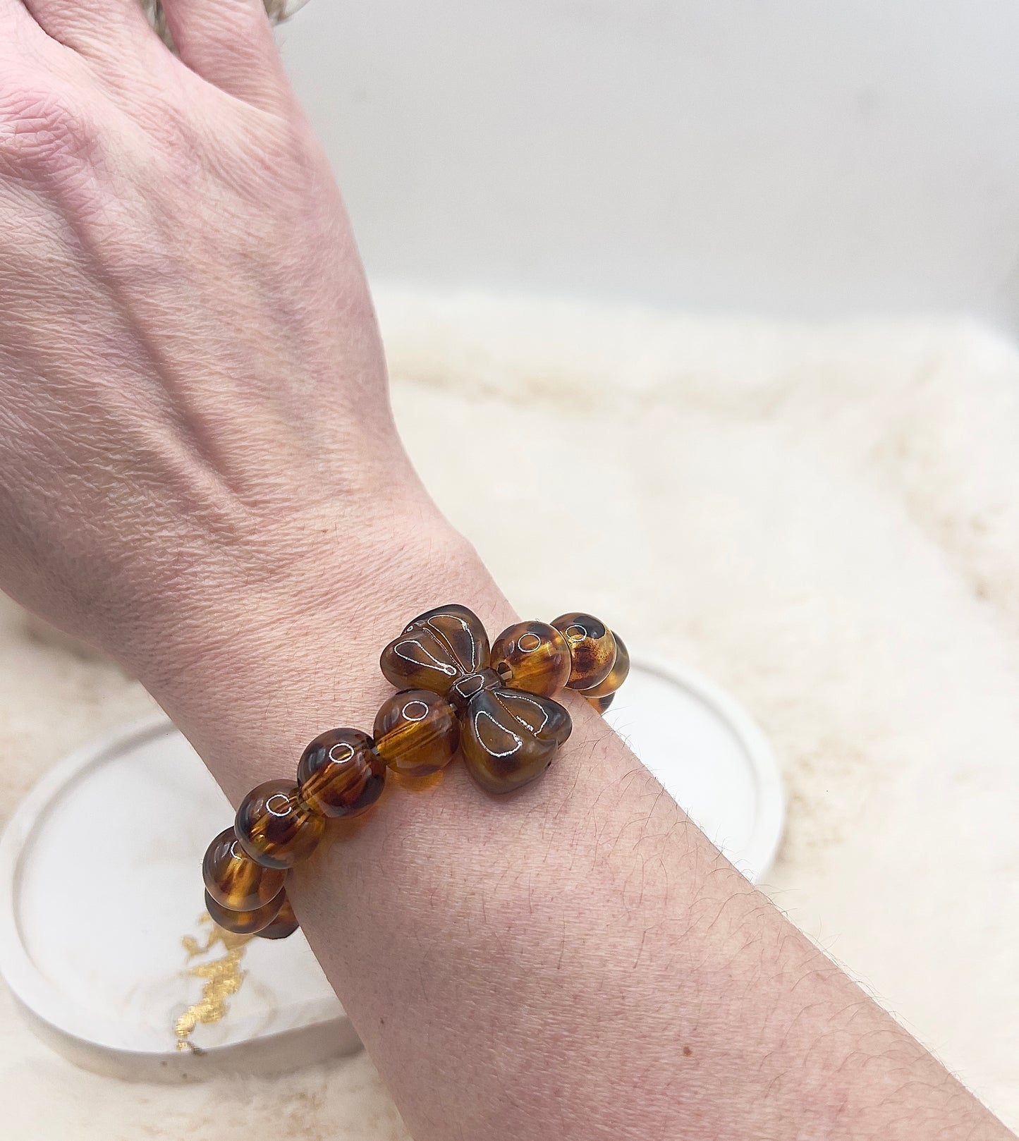 Statement-Armband Leo-Optik – Resin | Schleife aus Resin | 12 mm