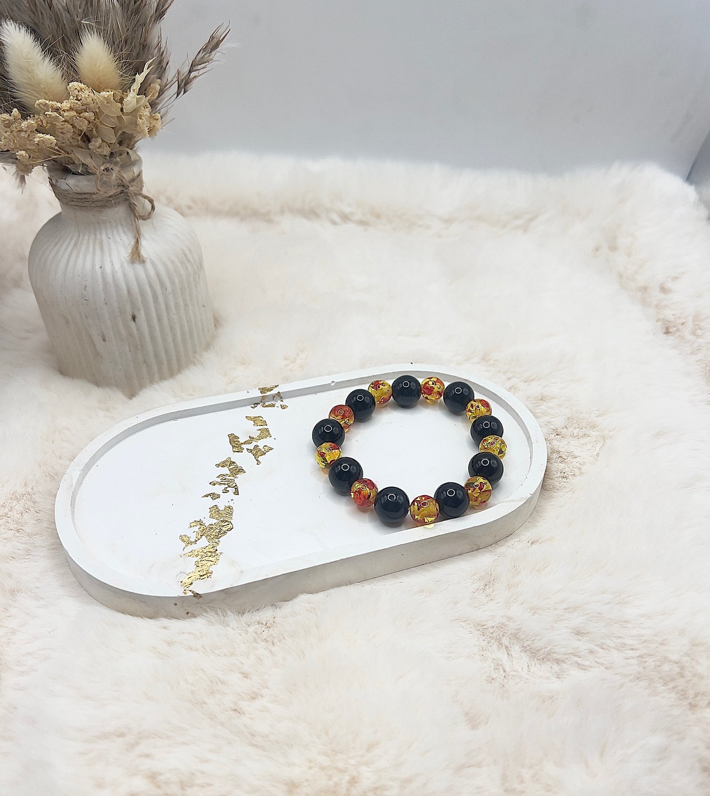 Statement-Armband – Schwarzer Turmalin & Acrylperlen | 12 mm & 10 mm