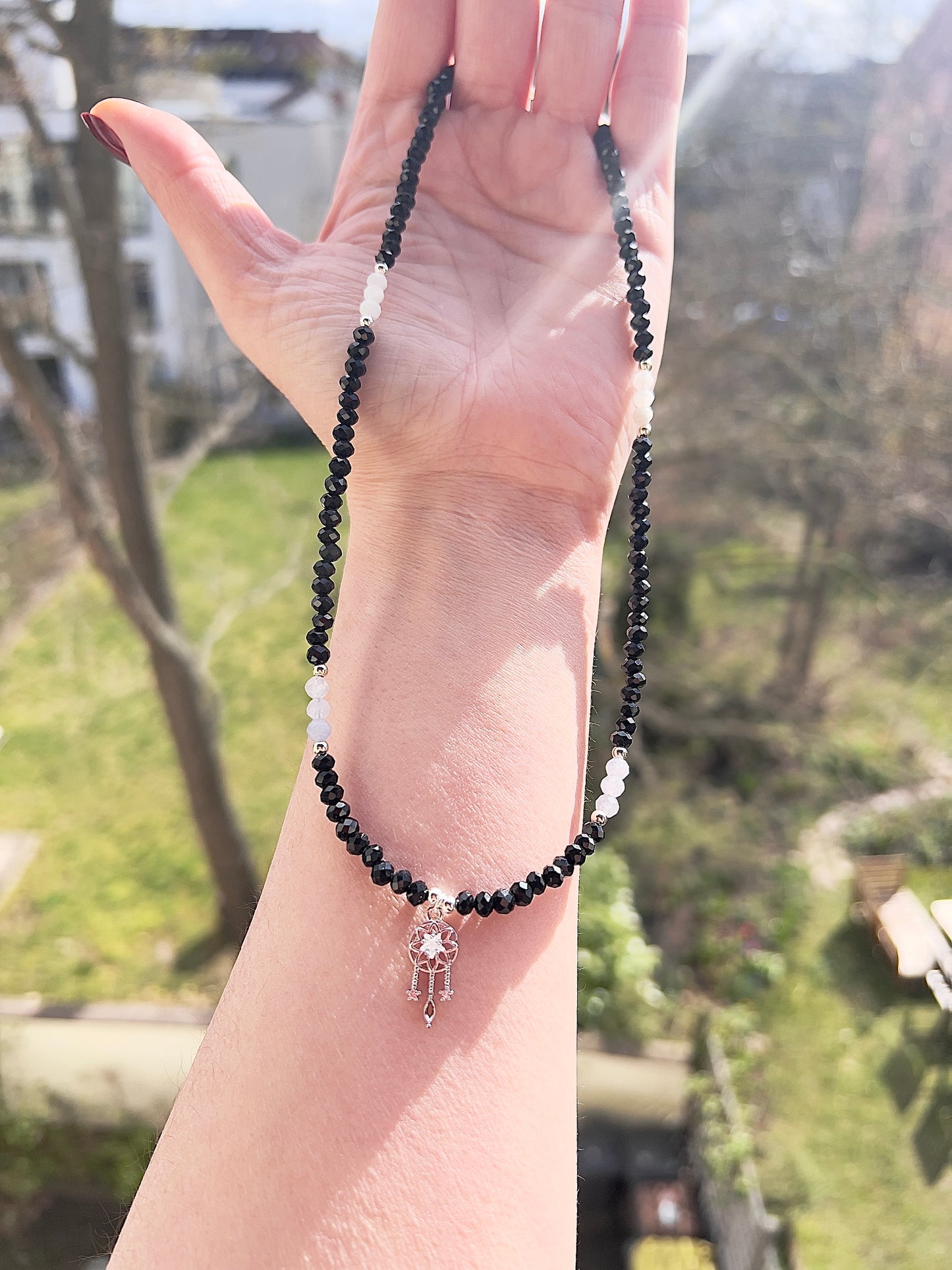 Edelstein Kette 47 cm – Achat, Aquamarin & Mondstein mit Dreamcatcher Anhänger