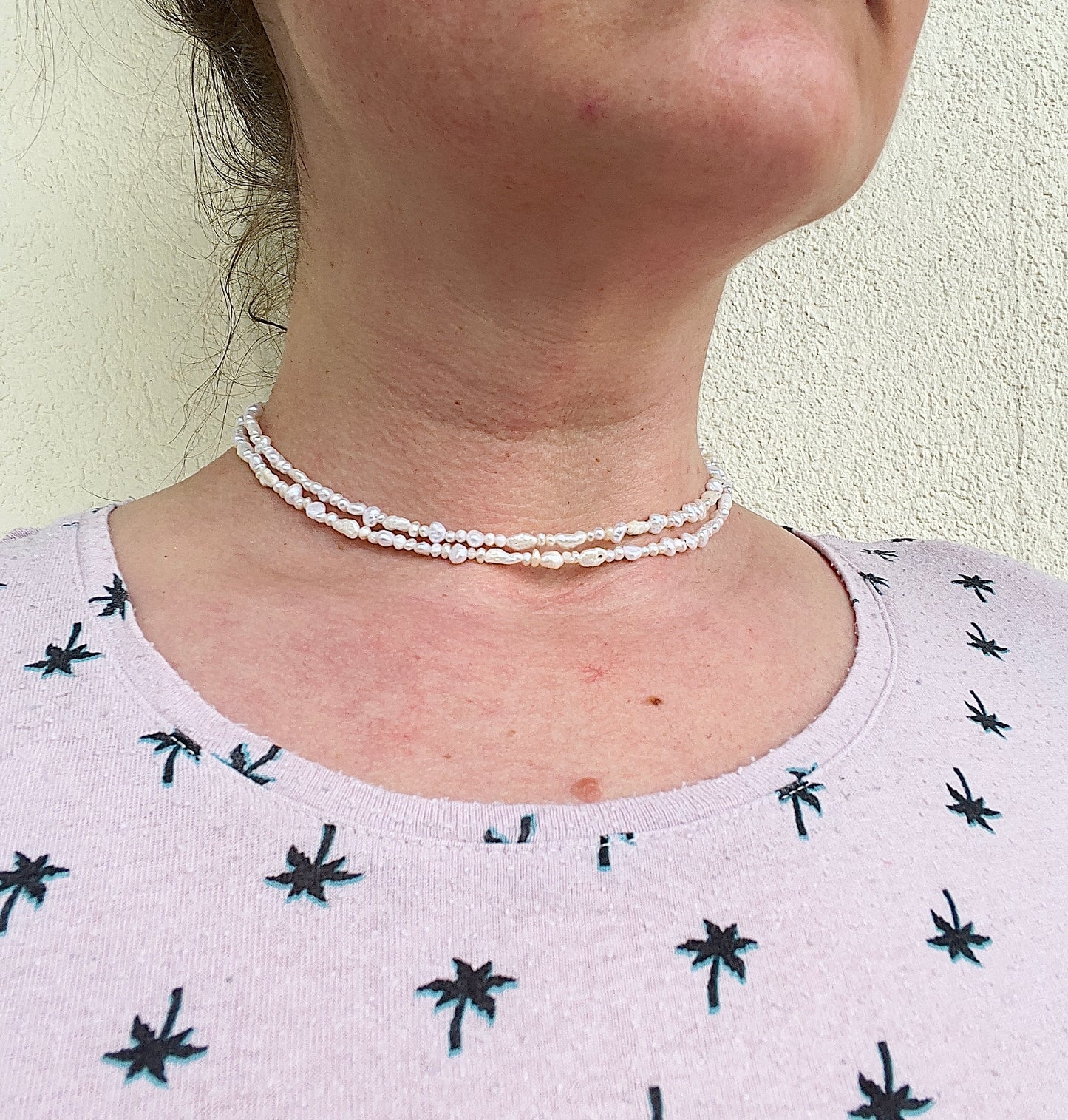 Doppelte Süßwasserperlen-Kette – 2–4 mm | filigrane Layering-Kette mit Edelstahl vergoldeter Verlängerung