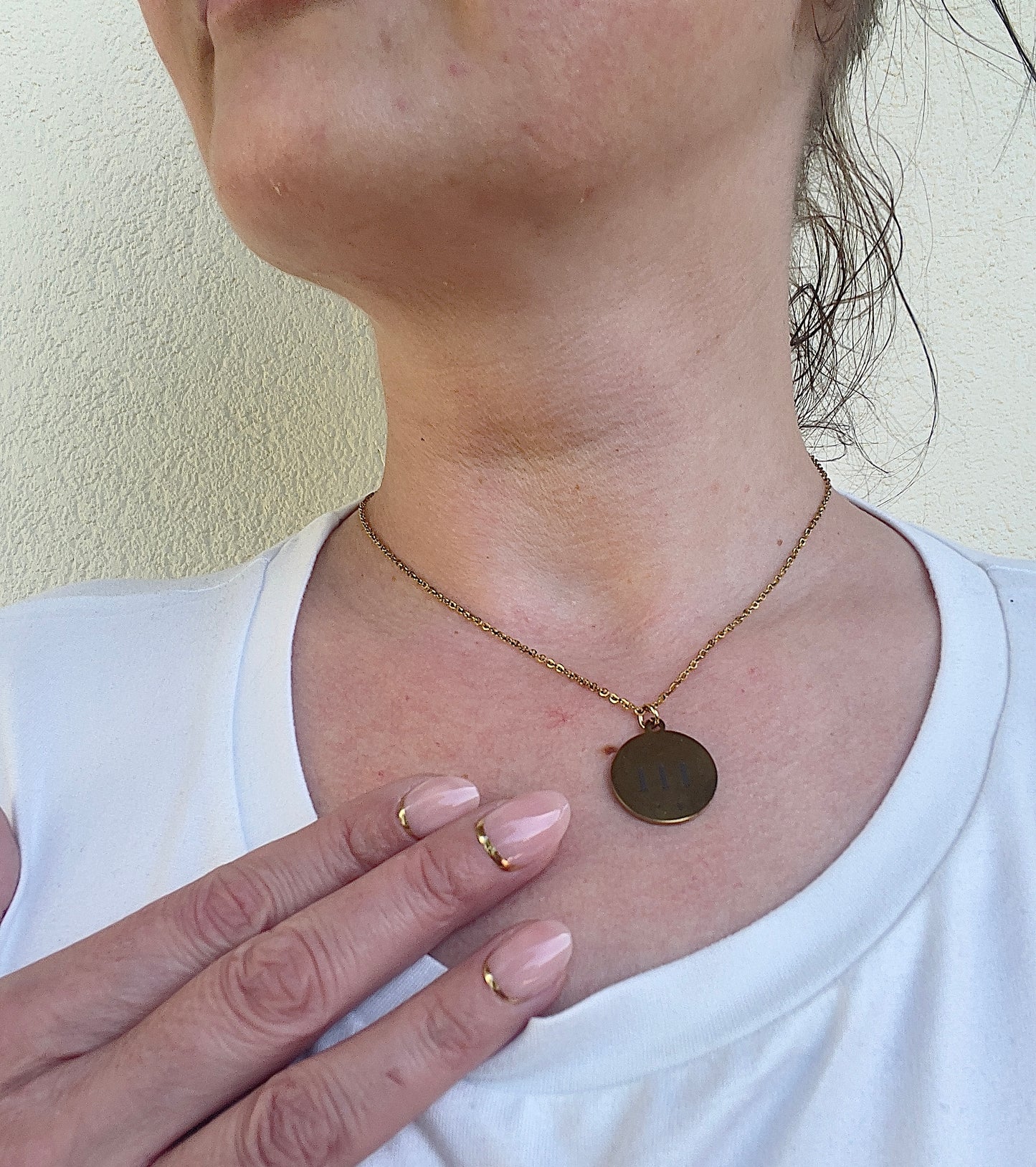 111 Engelszahl Halskette – Vergoldete Edelstahlkette mit symbolischer Bedeutung