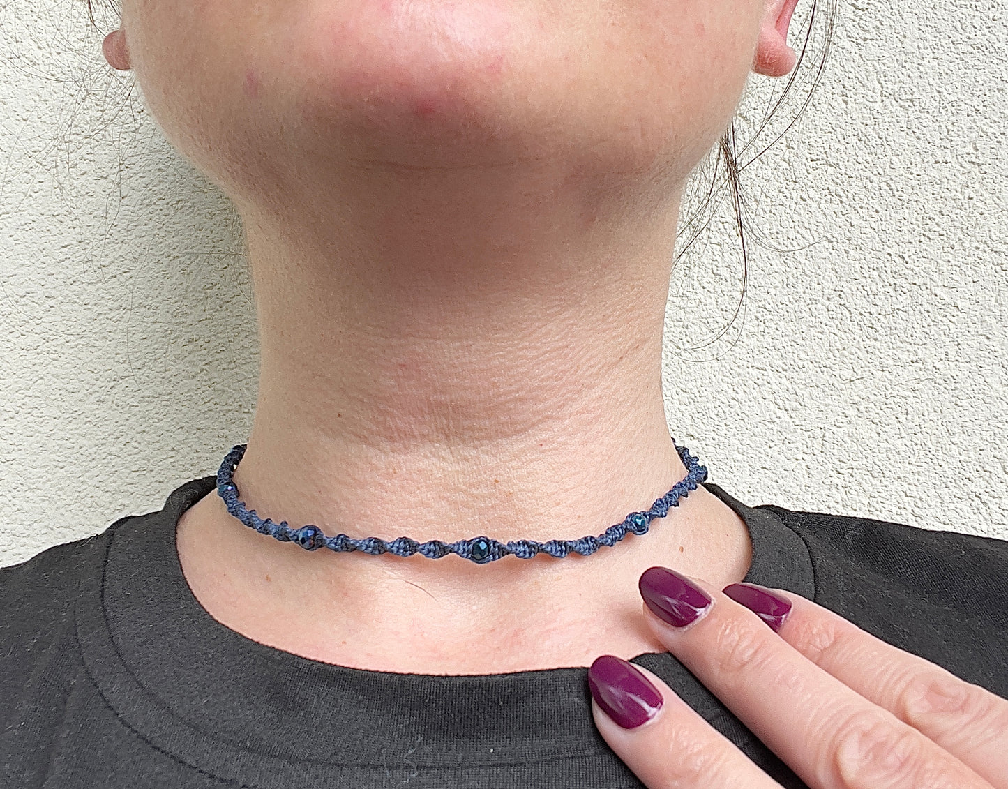 Handgeknüpfte Makramee-Kette Blau – Verstellbare Choker-Kette mit facettierten Kristallperlen