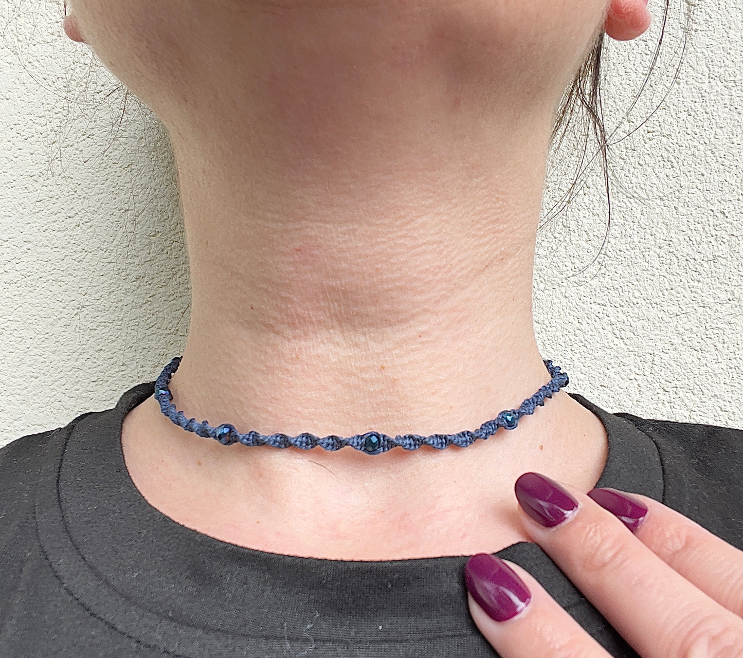 Handgeknüpfte Makramee-Kette Blau – Verstellbare Choker-Kette mit facettierten Kristallperlen