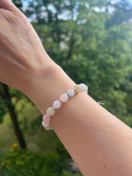 Morganit Armband - Sanfte Pastelltöne in Gold und Silber / Handgemacht mit Herz / Liebe, Sanftheit & Herzöffnung