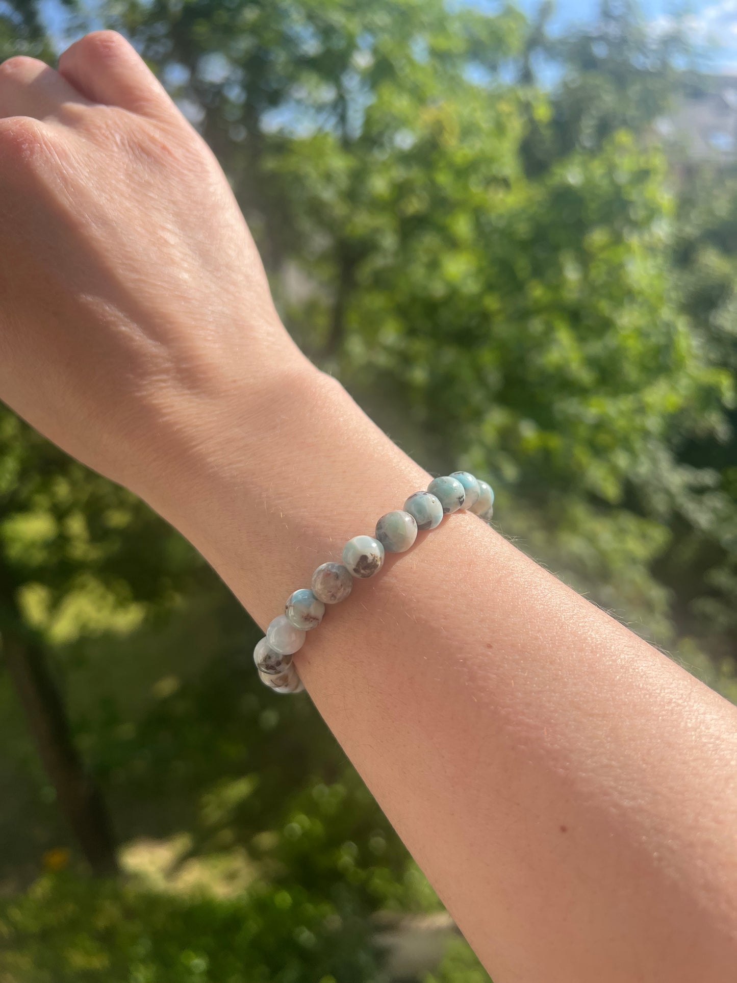 Larimar Armband - 8mm echte Edelsteine aus der Dominikanischen Republik / Handgefertigte mit Muttergestein & Herz