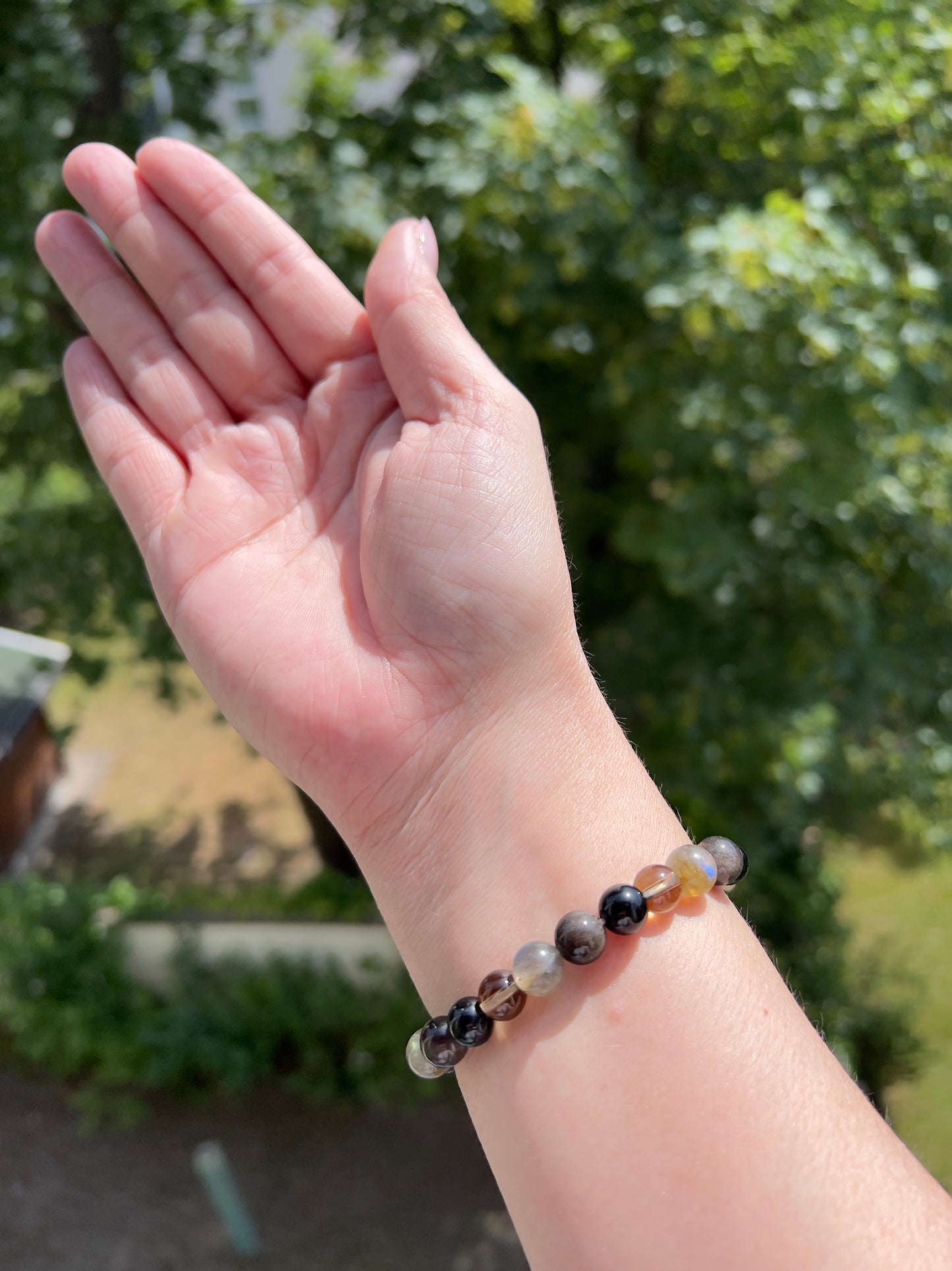 MIDNIGHT MYSTIQUE – Edelsteinarmband