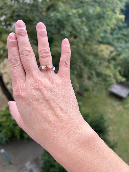 Herz & Intuition – Ring mit Rosenquarz, Amethyst, Sonnenmondstein & Mondstein
