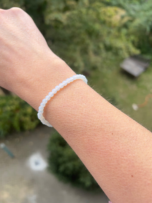 Zartes Opalit-Armband 4 mm | Licht & innere Klarheit