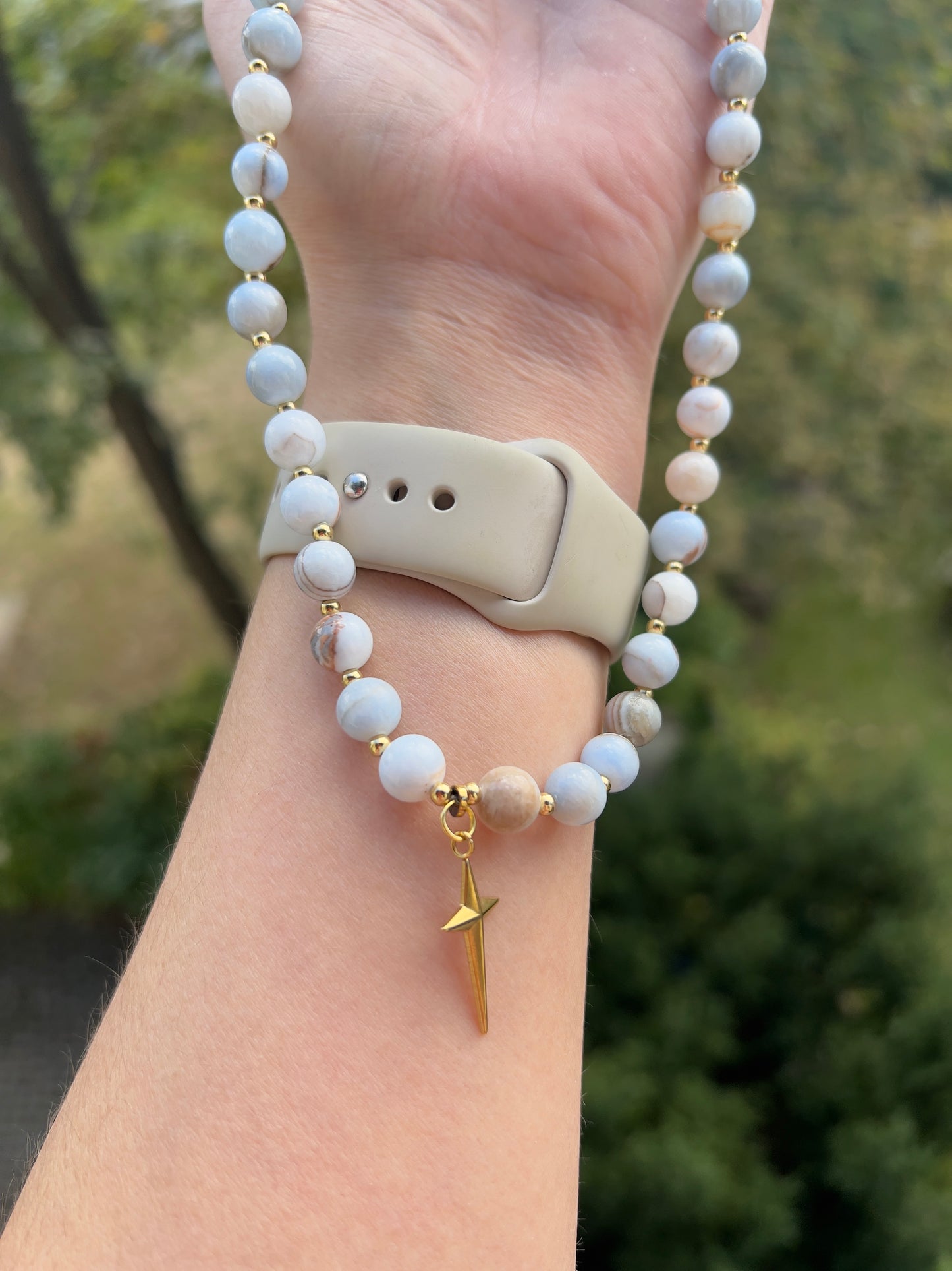 Chalcedon hellblau 8mm -Frieden , Kommunkation & himmlische Klarheit