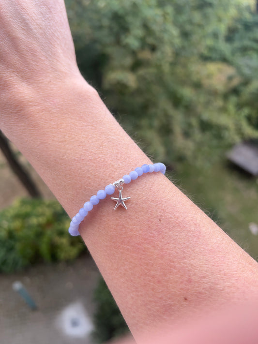 Lila Chalcedon-Achat Armband 4 mm runde Perlen mit 925er Silber-Seestern | Schutz & innere Harmonie