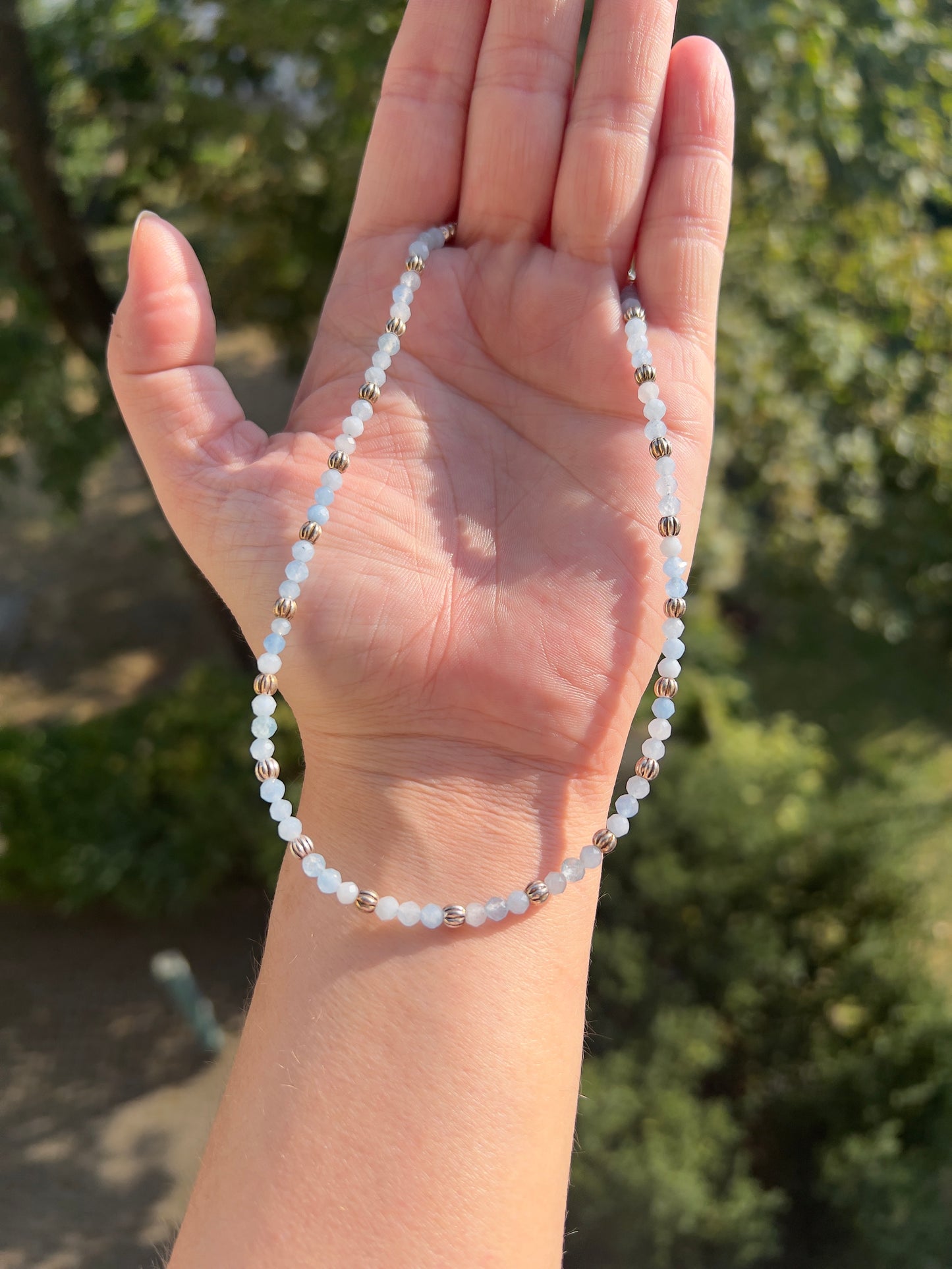 Klarheit & innere Ruhe – Choker-Kette mit Aquamarin (4 mm) & 925er Silber