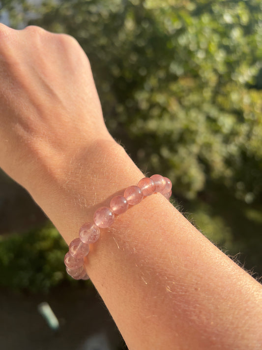 ✨ Erdbeerquarz Armband – Liebe & Lebensfreude (8 mm) ✨
