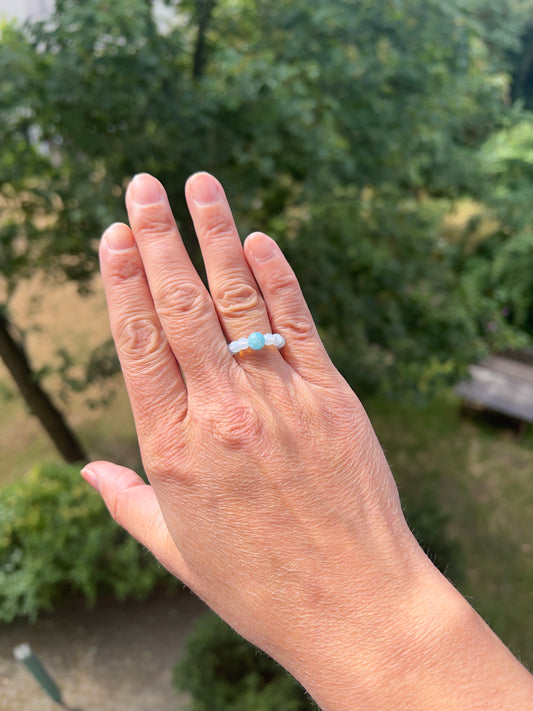 Seelenruhe & Licht - Heilsteinring mit Opal & Larimar