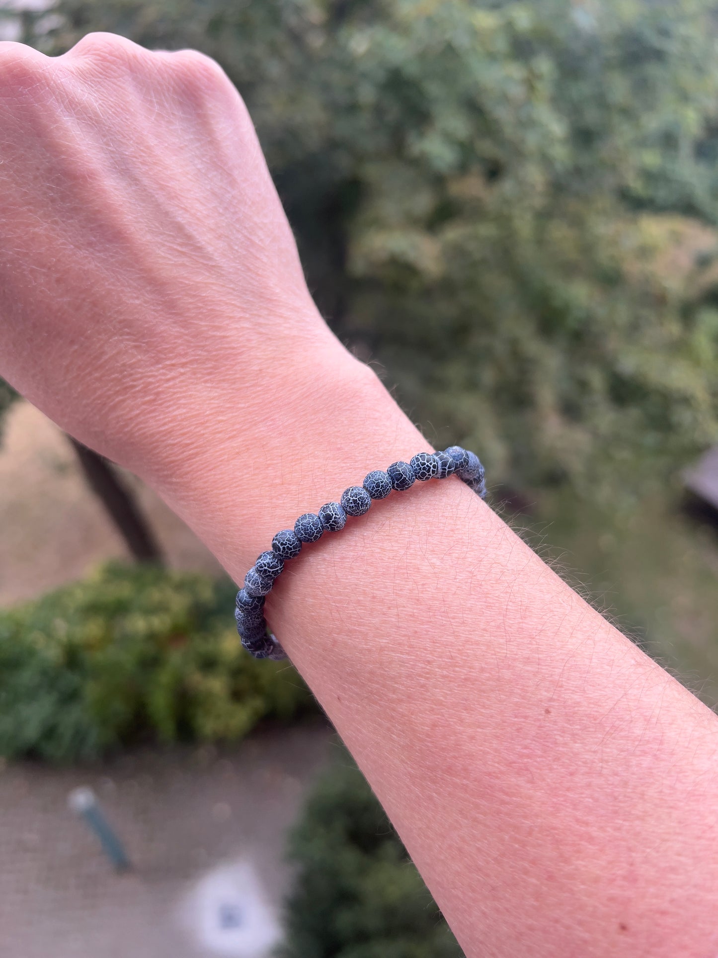 Blauer Schlangenhaut-Achat Armband 6 mm | Schutz, Heilung & innere Balance