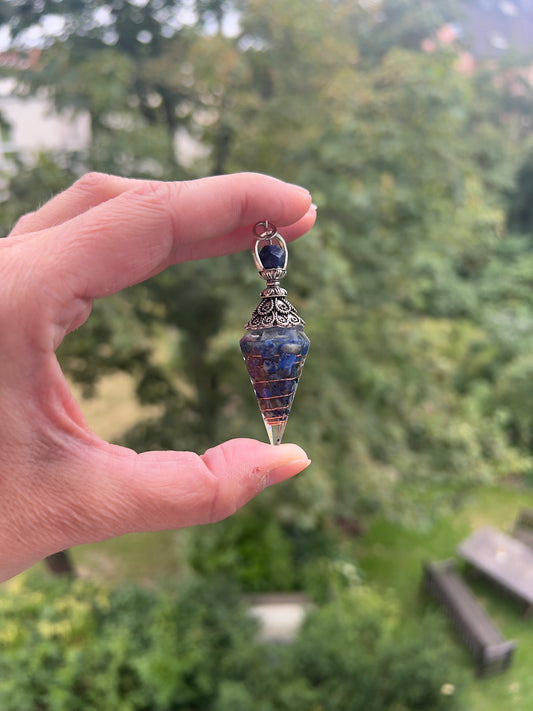 Lapislazuli Pendel mit Kette - Wahrheit & innere Weisheit ( 12g ohne Kette)