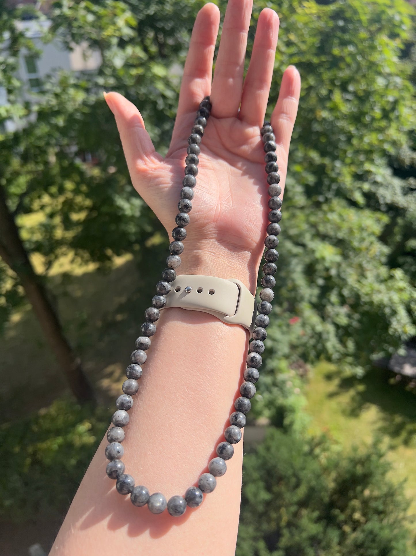 Schwarzer Labradorit Kette ( 8mm ) - Intuition & Schutz