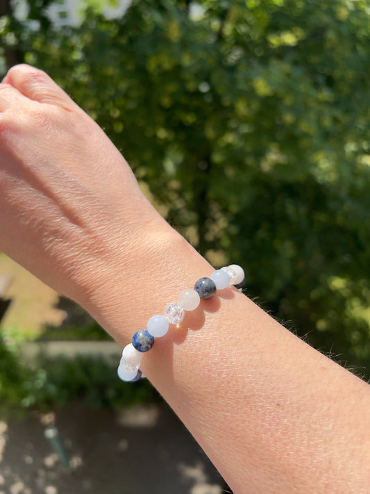 BLUEBERRY SKY – Sommerarmband