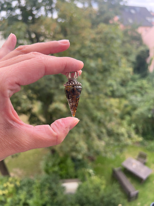 Tigerauge Pendel mit Kette - Mut & Klarheit im Alltag ( 11g ohne Kette )