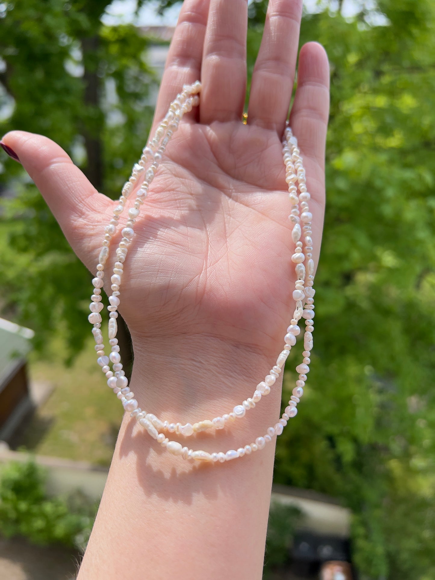 Doppelte Süßwasserperlen-Kette – 2–4 mm | filigrane Layering-Kette mit Edelstahl vergoldeter Verlängerung